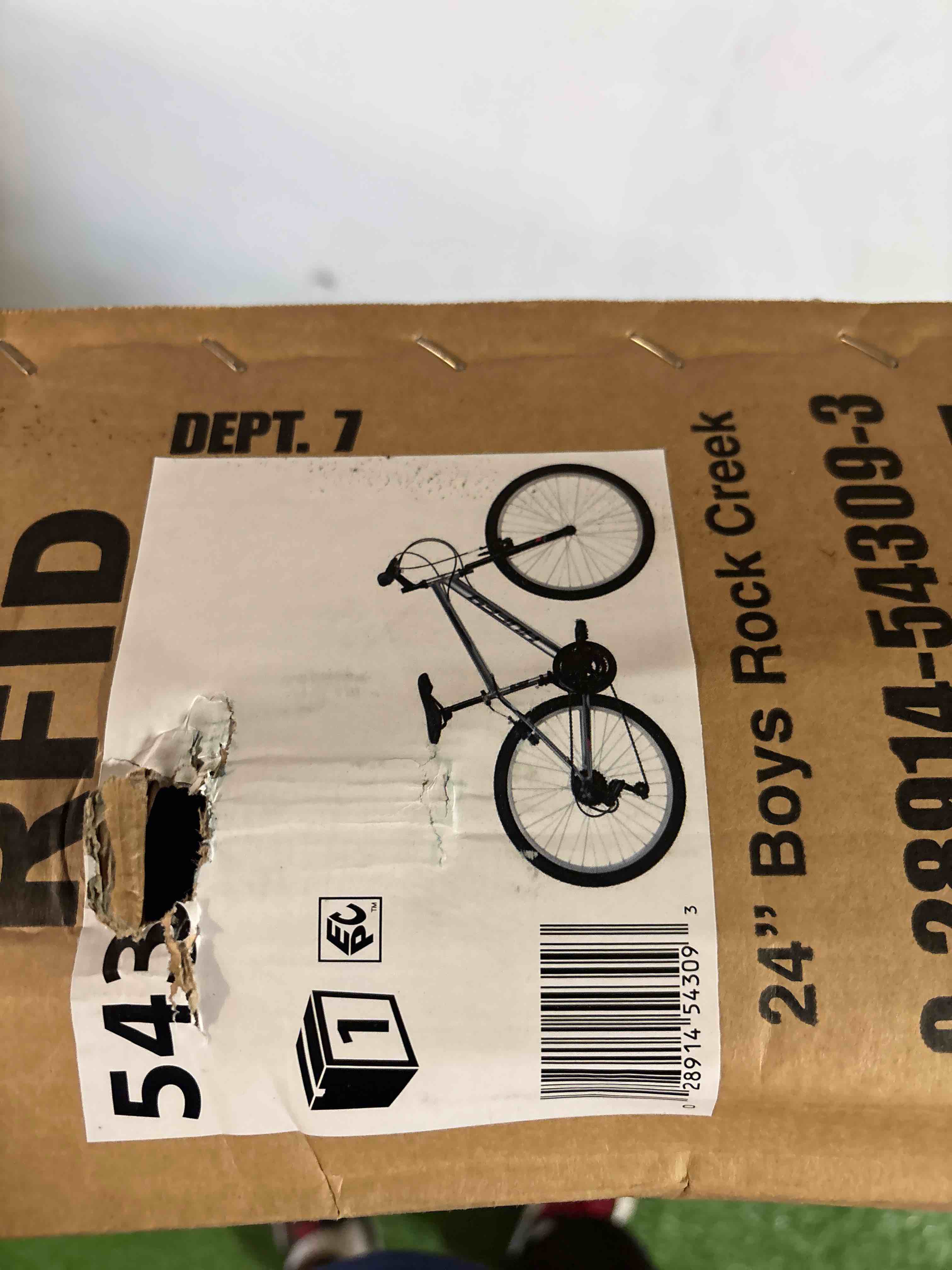 https://s3.amazonaws.com/lotting-images-prod/phillipi/BRN1946910_1751467217380.jpeg