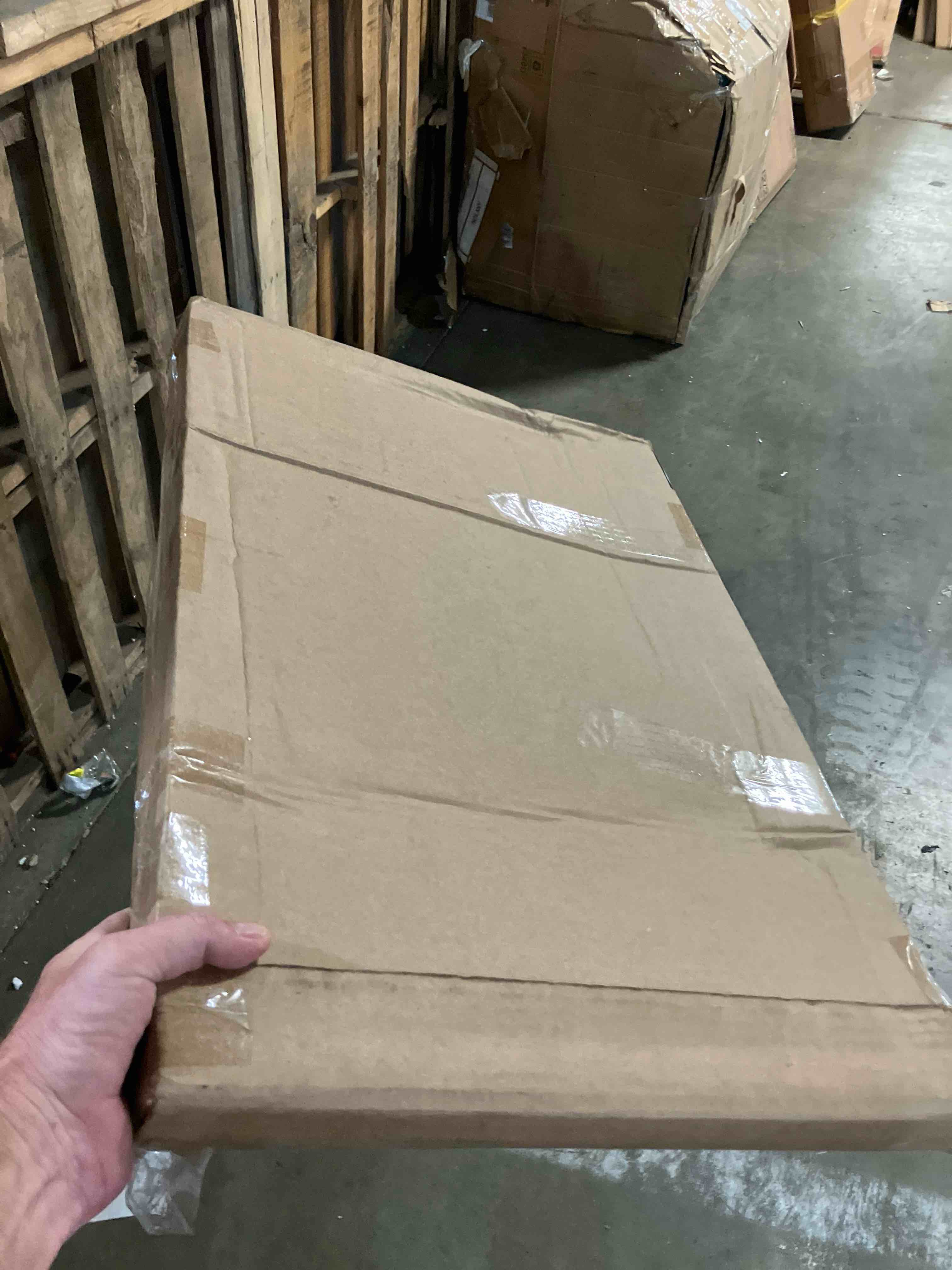 https://s3.amazonaws.com/lotting-images-prod/phillipi/BRN1946928_1751636888020.jpeg