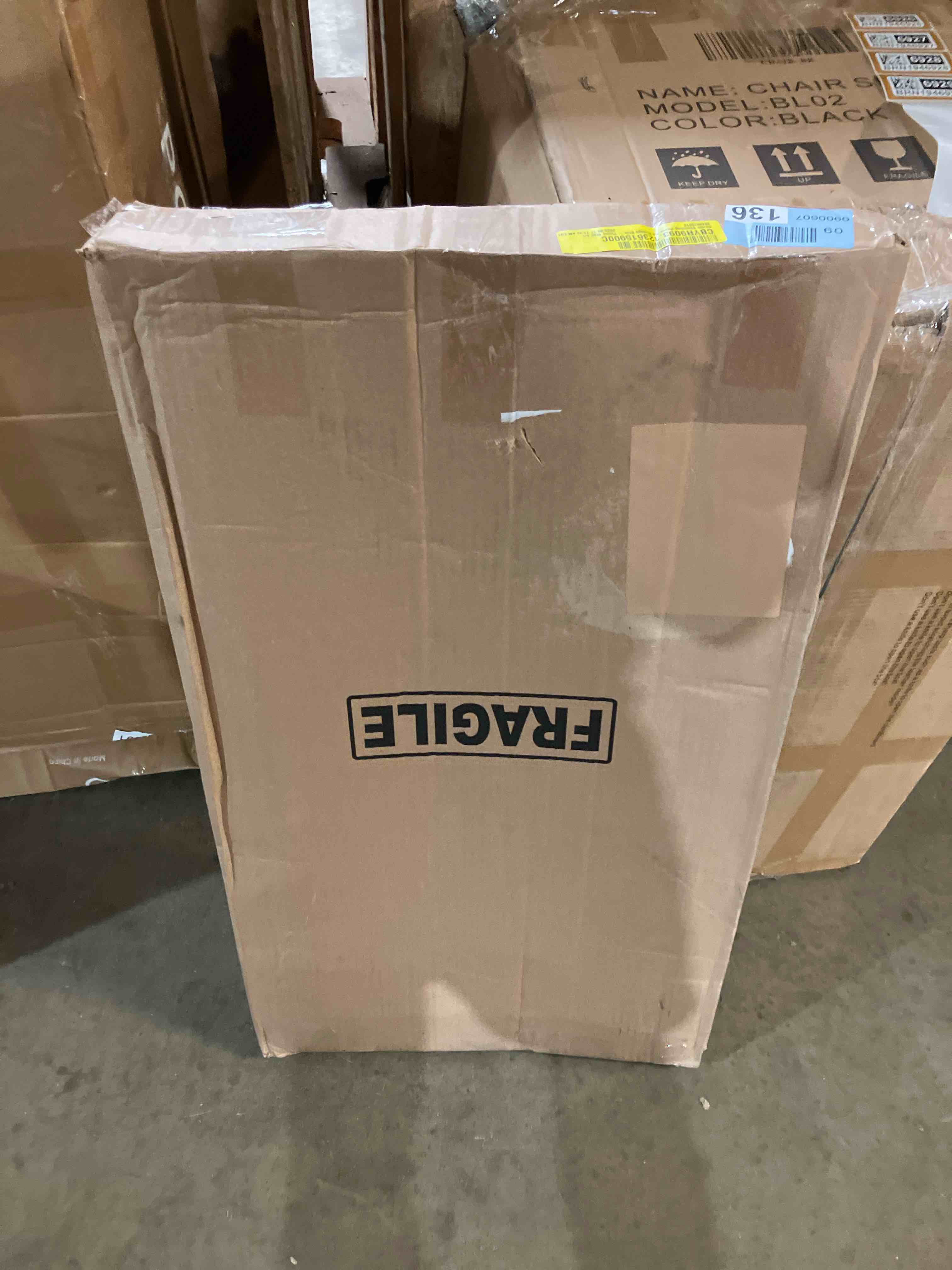 https://s3.amazonaws.com/lotting-images-prod/phillipi/BRN1946929_1751636673942.jpeg