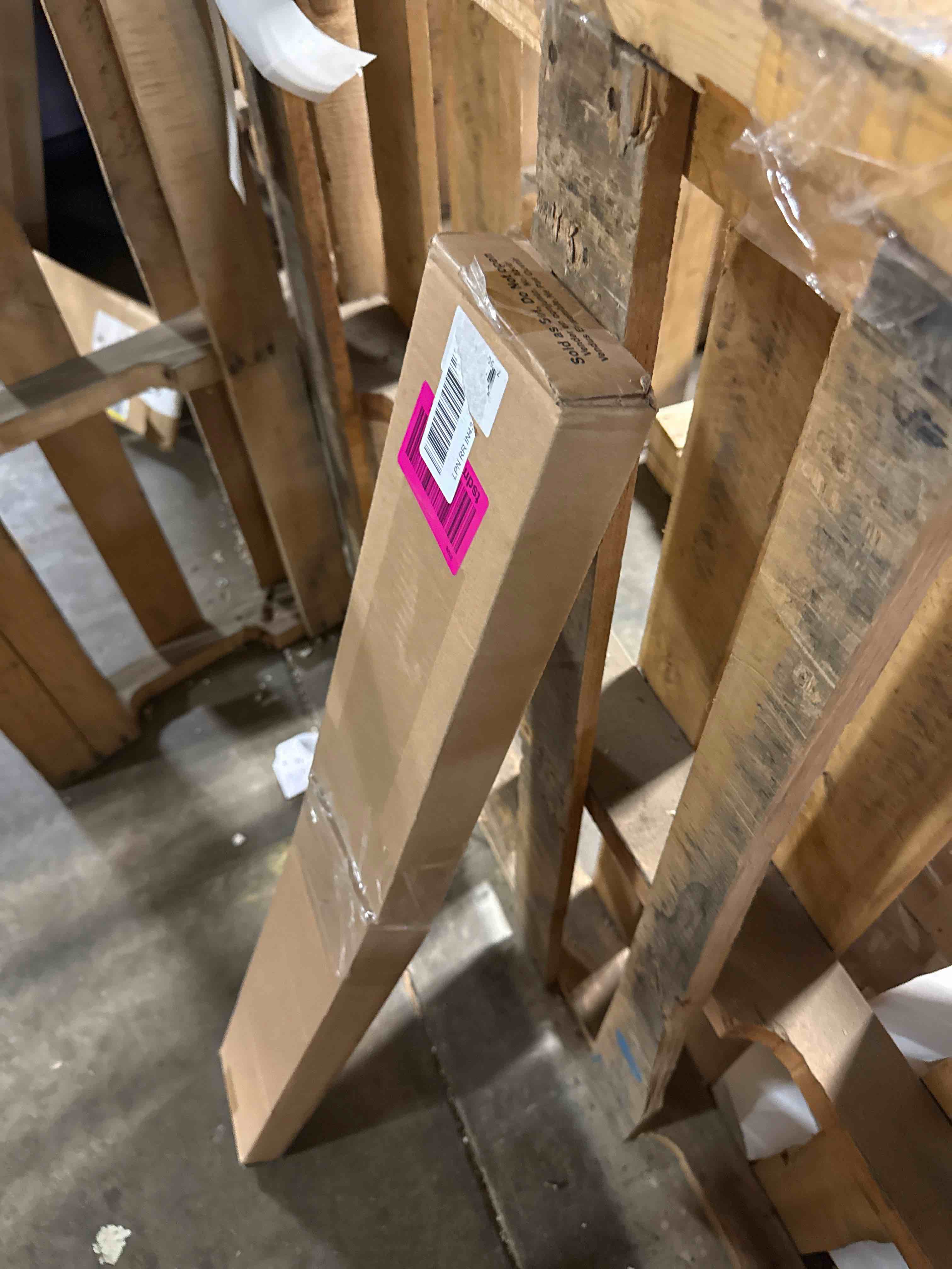 https://s3.amazonaws.com/lotting-images-prod/phillipi/BRN1946966_1751553438014.jpeg
