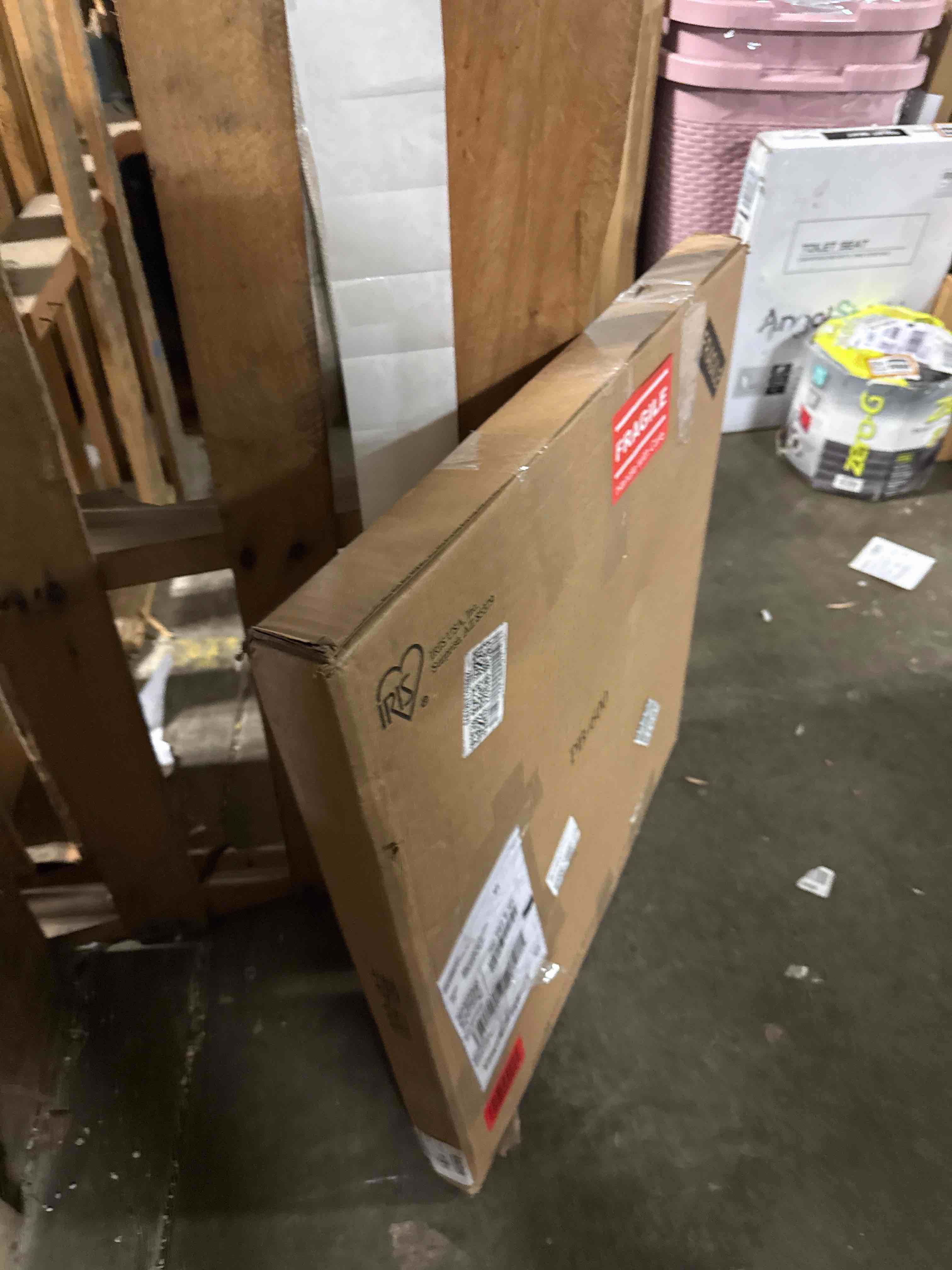 https://s3.amazonaws.com/lotting-images-prod/phillipi/BRN1946994_1751555881148.jpeg