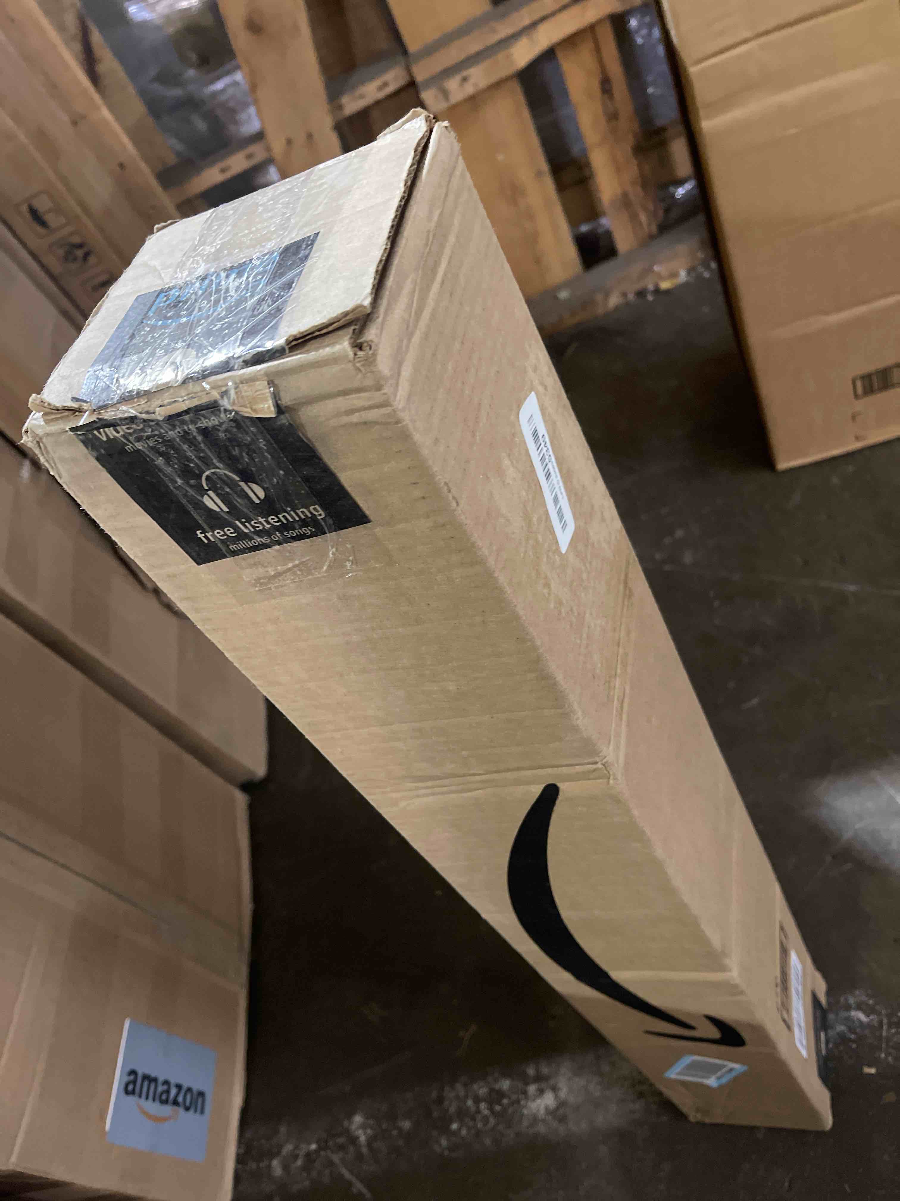 https://s3.amazonaws.com/lotting-images-prod/phillipi/BRN1947197_1751637460418.jpeg