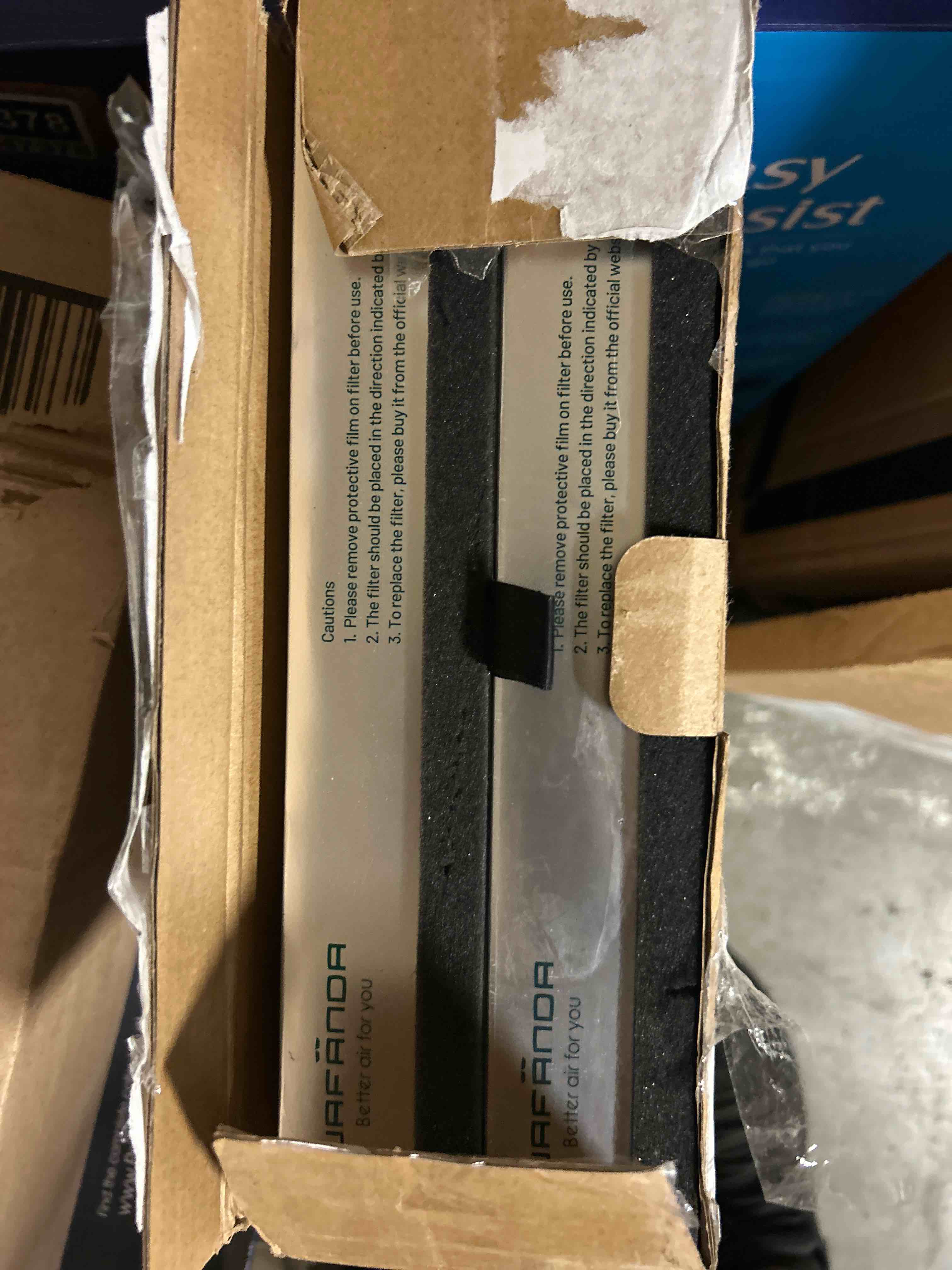 https://s3.amazonaws.com/lotting-images-prod/phillipi/BRN1947389_1752007806218.jpeg