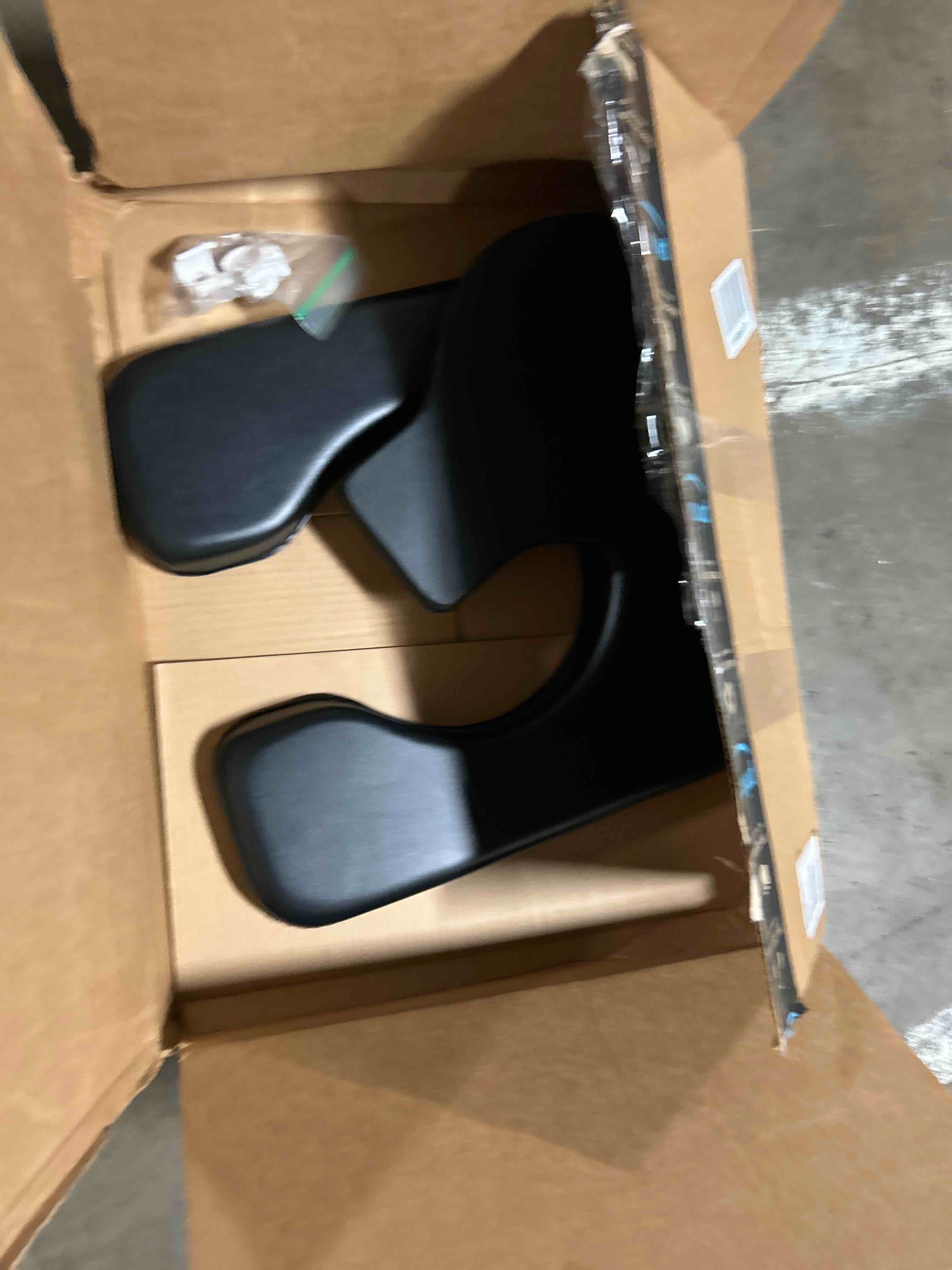 https://s3.amazonaws.com/lotting-images-prod/phillipi/BRN1947392_1752009123223.jpeg