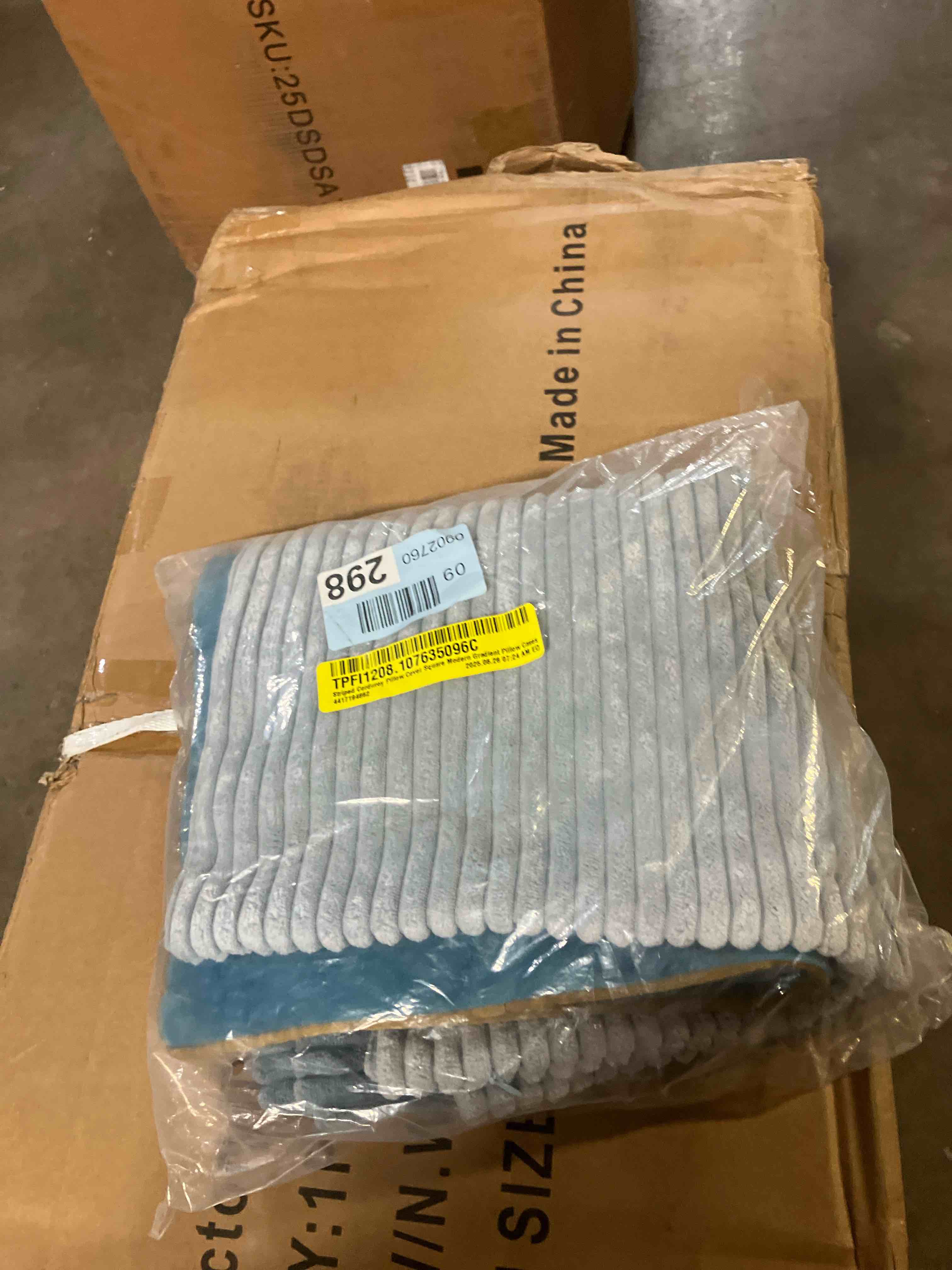 https://s3.amazonaws.com/lotting-images-prod/phillipi/BRN1947419_1752011110028.jpeg