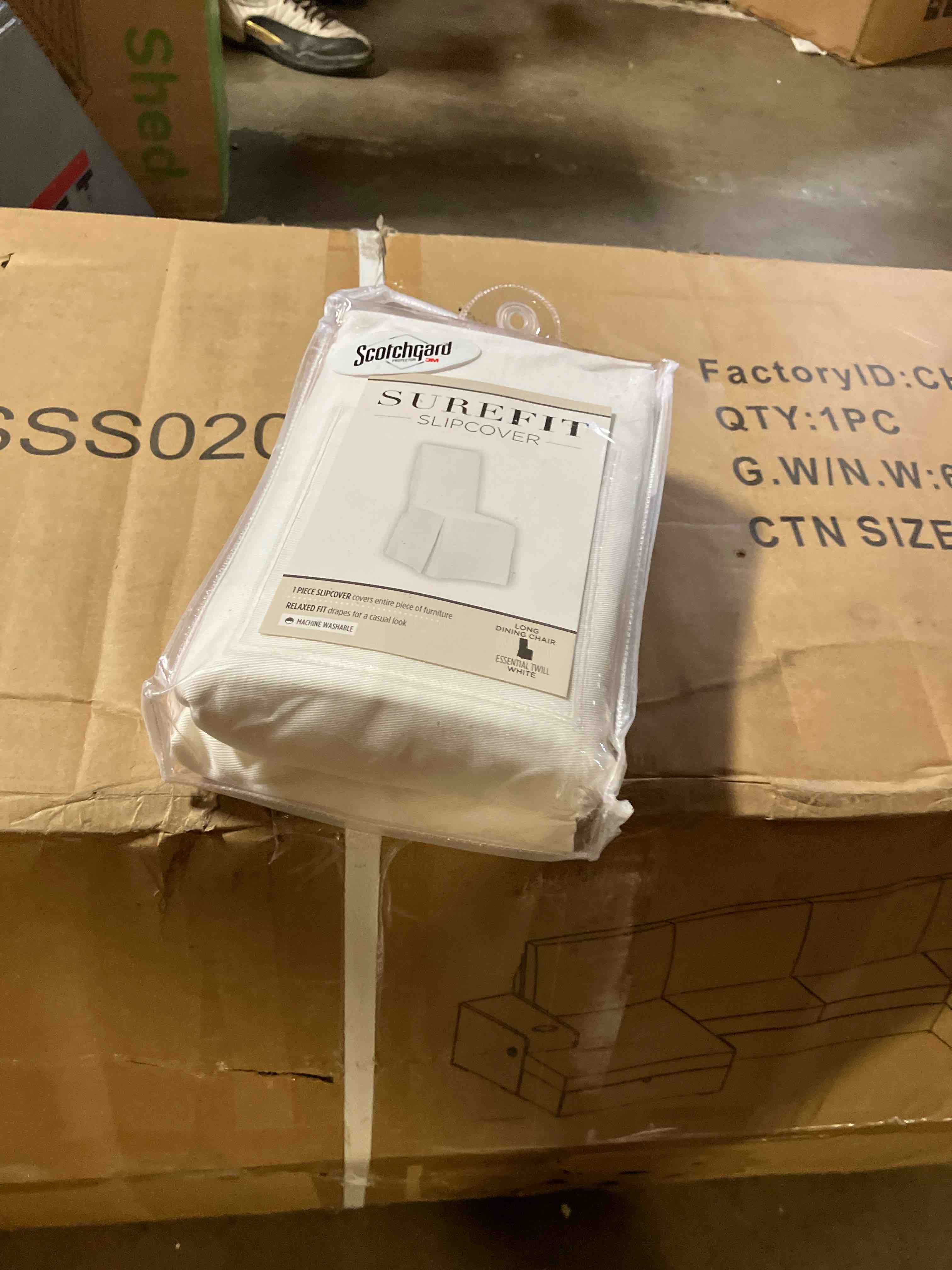 https://s3.amazonaws.com/lotting-images-prod/phillipi/BRN1947422_1752010631652.jpeg