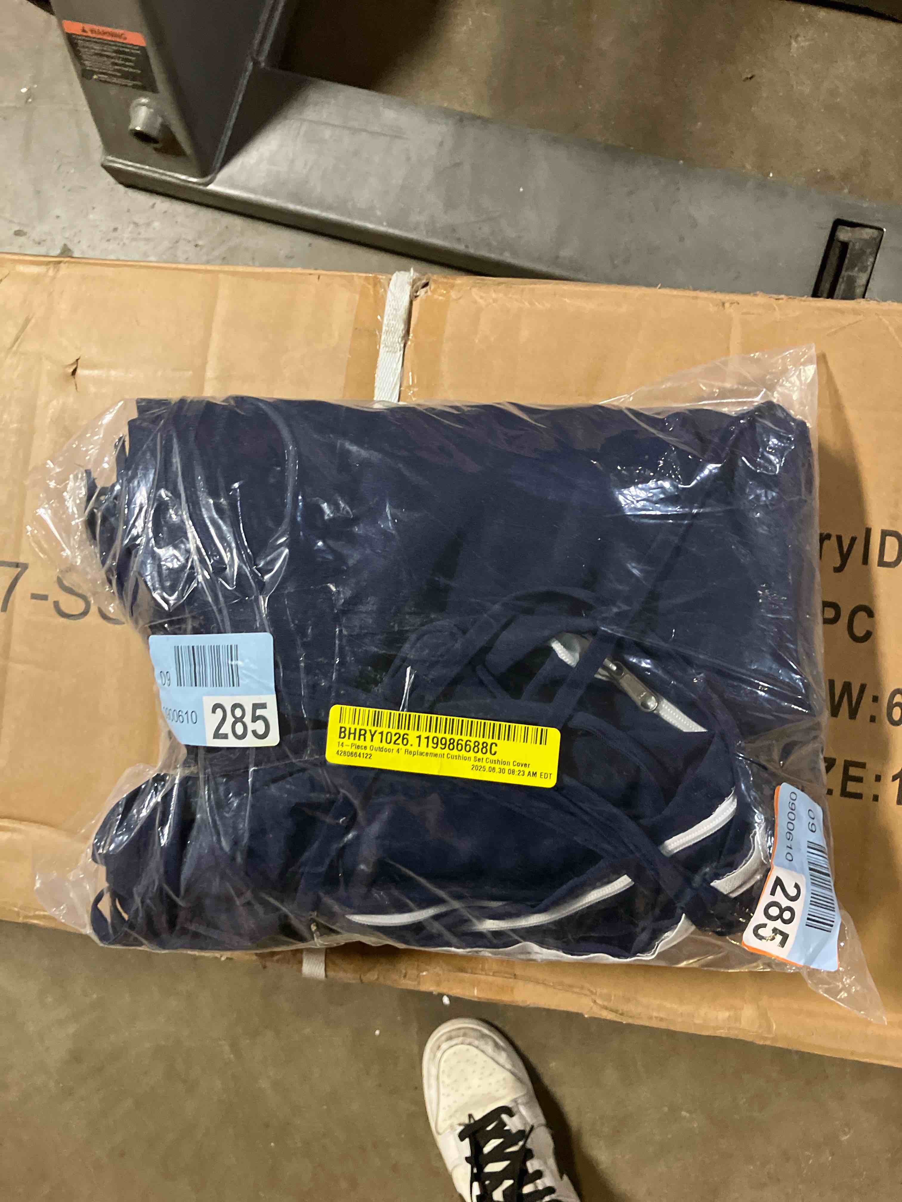 https://s3.amazonaws.com/lotting-images-prod/phillipi/BRN1947429_1752009568816.jpeg