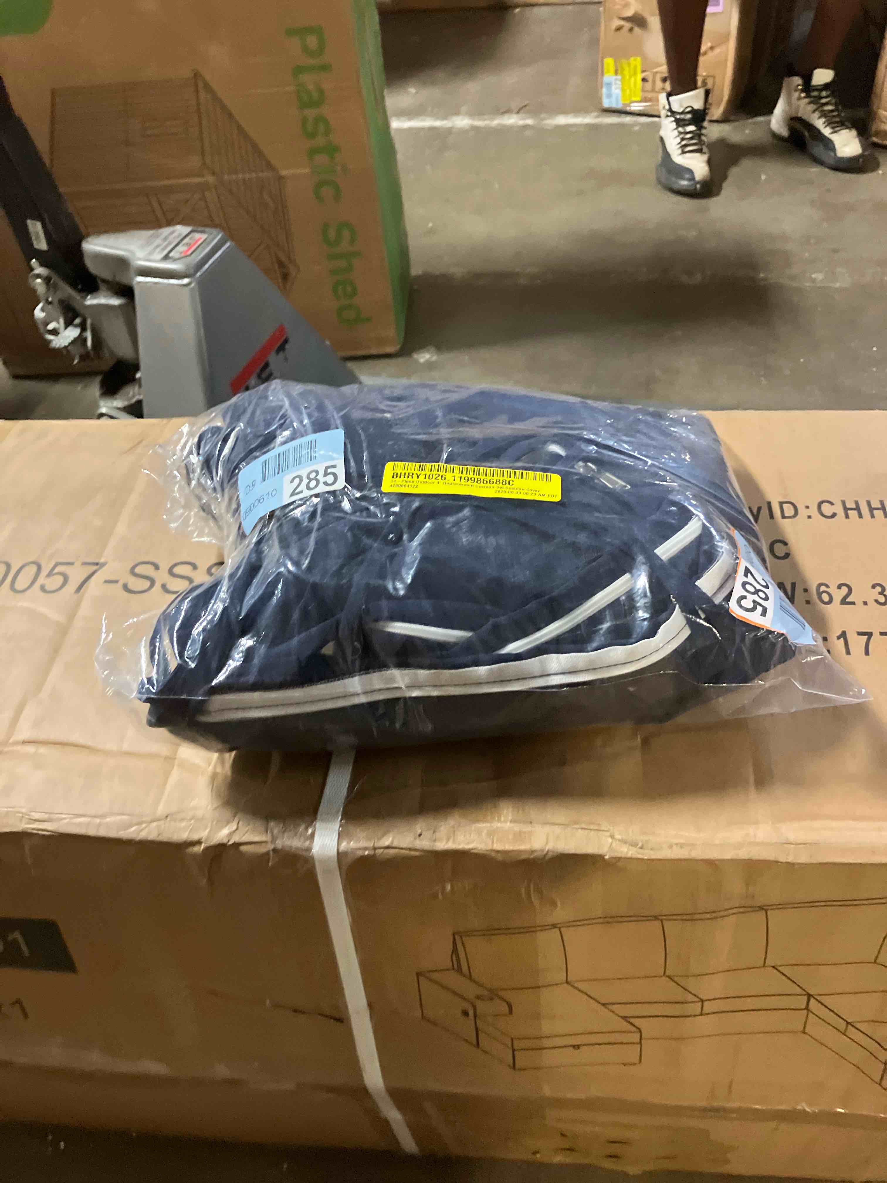https://s3.amazonaws.com/lotting-images-prod/phillipi/BRN1947429_1752009571502.jpeg