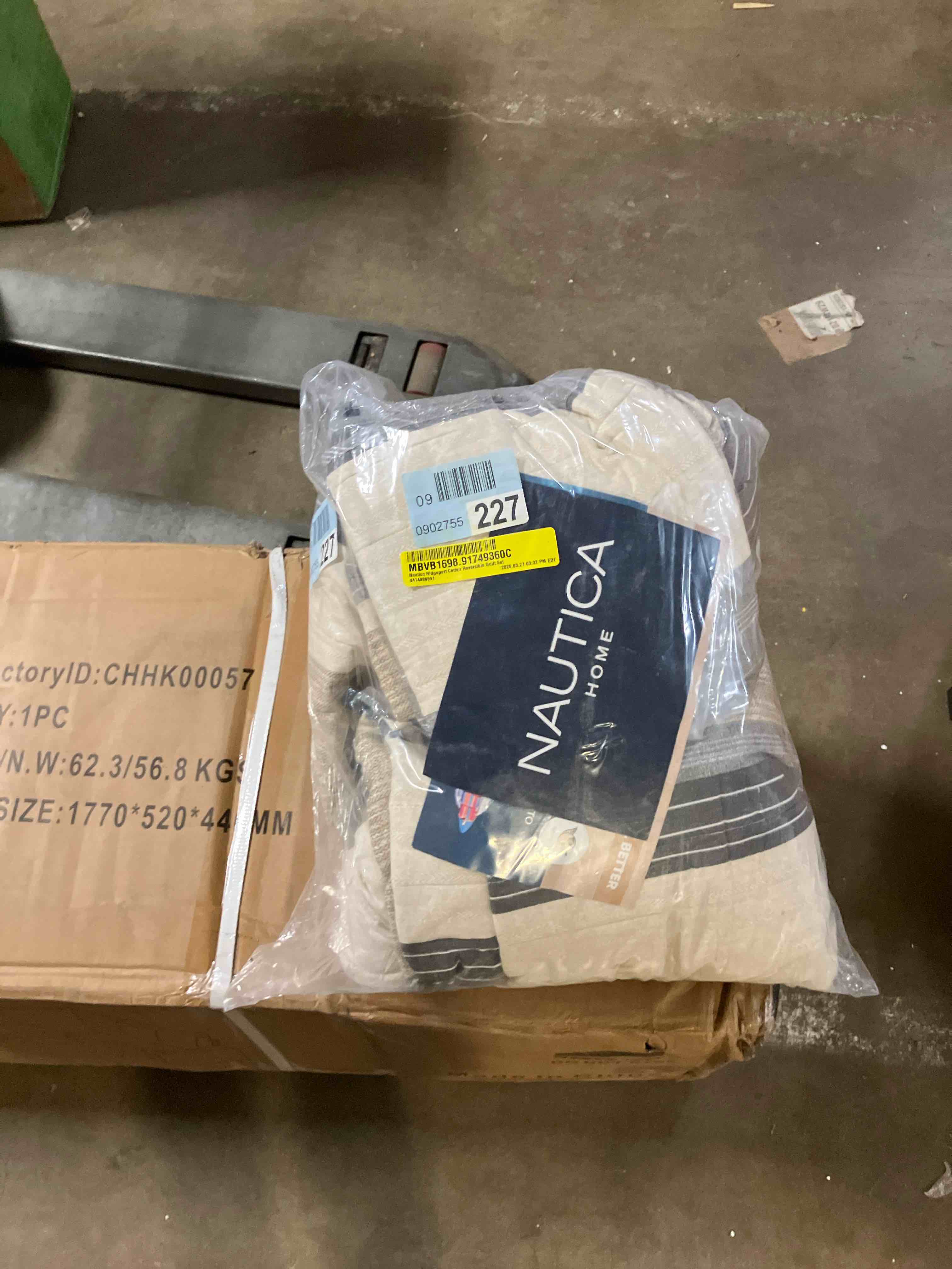 https://s3.amazonaws.com/lotting-images-prod/phillipi/BRN1947441_1752007810760.jpeg