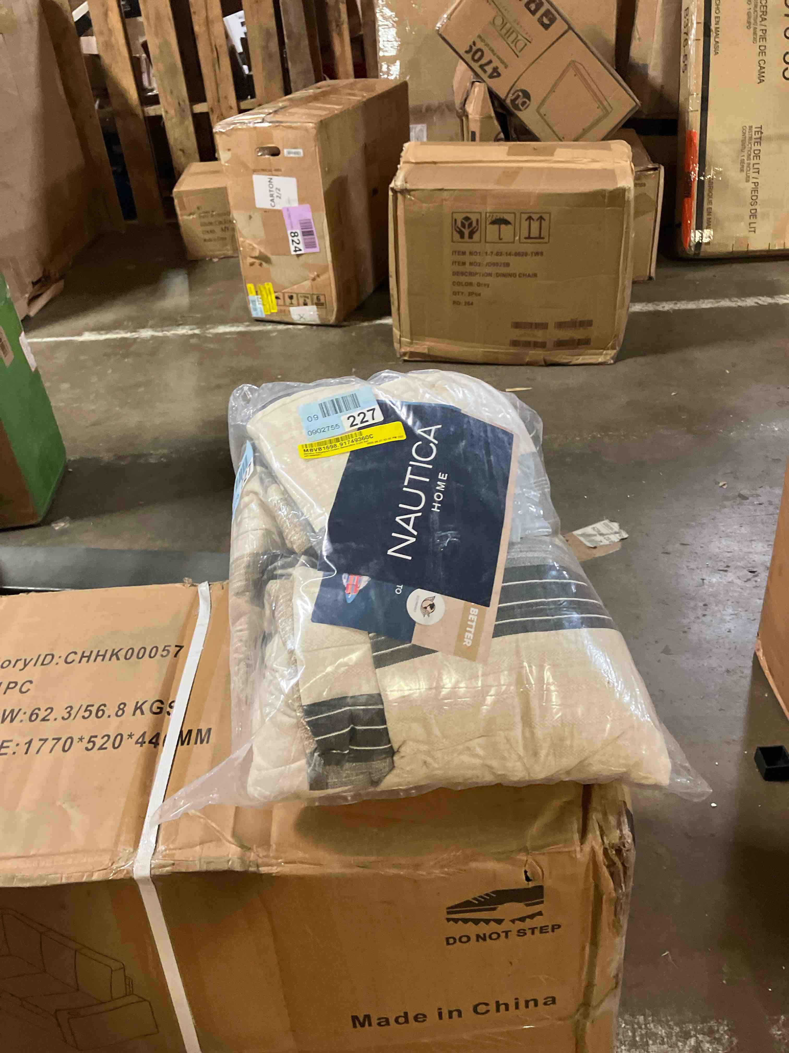 https://s3.amazonaws.com/lotting-images-prod/phillipi/BRN1947441_1752007812912.jpeg