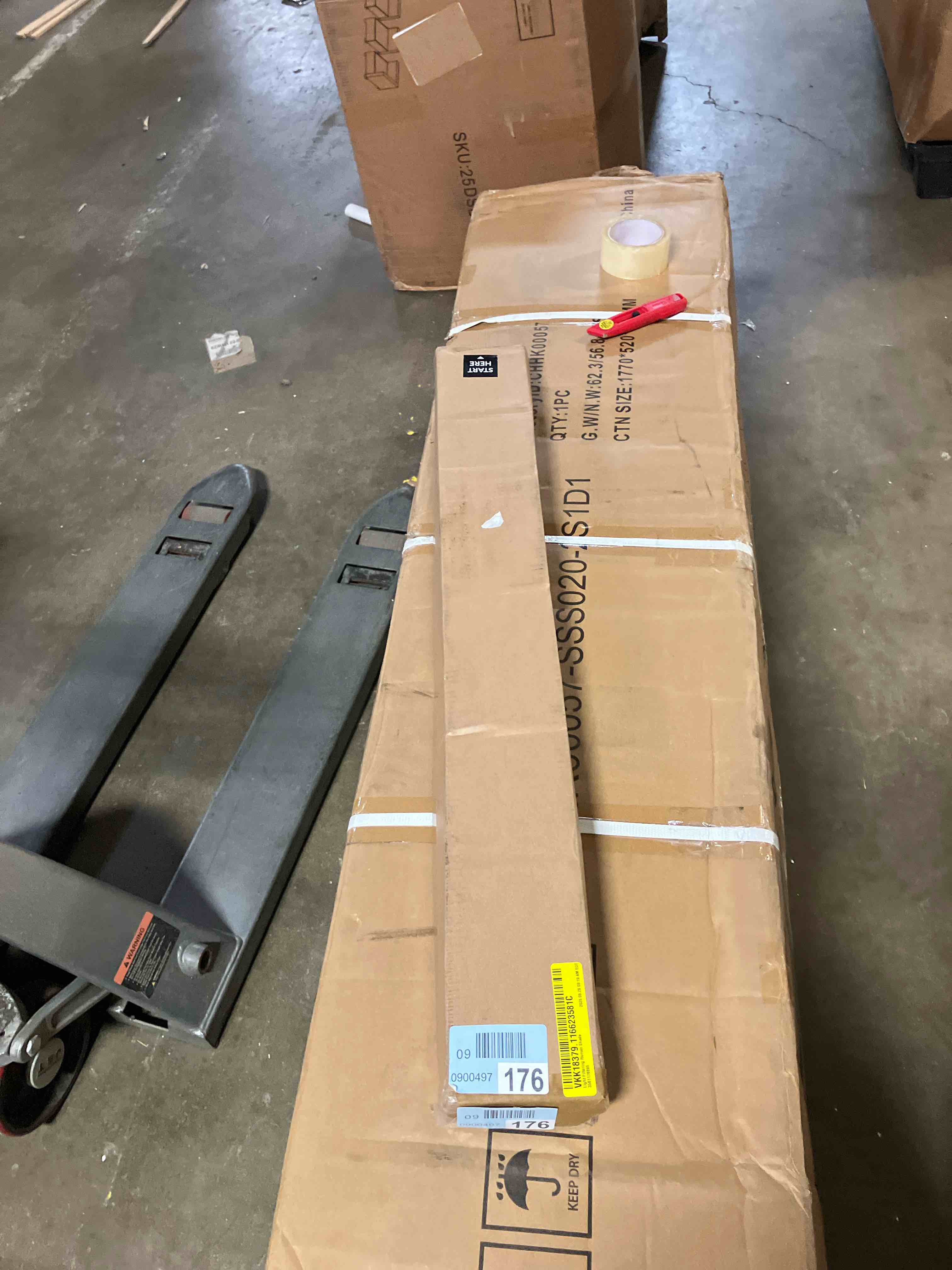 https://s3.amazonaws.com/lotting-images-prod/phillipi/BRN1947442_1752007632552.jpeg