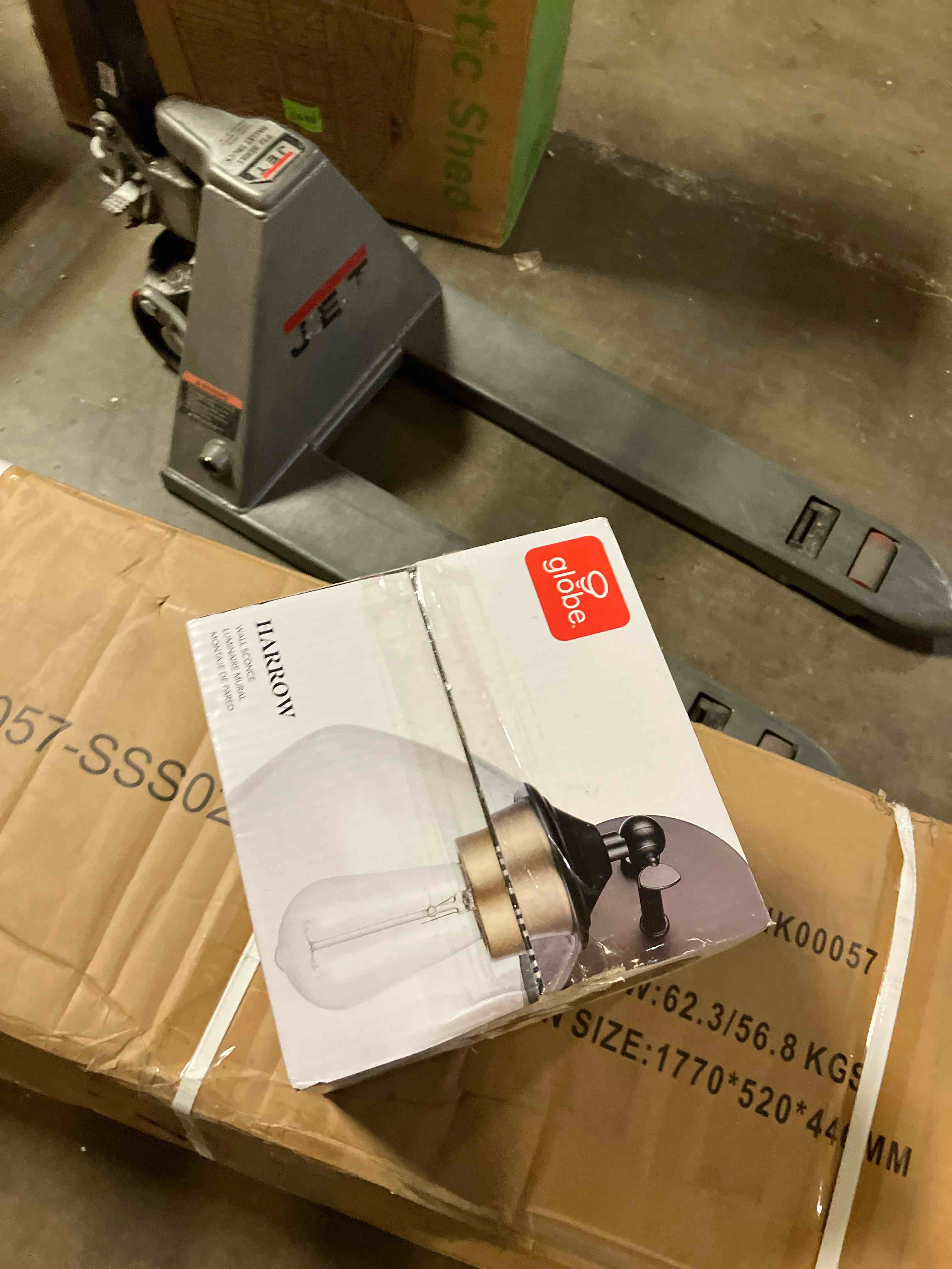 https://s3.amazonaws.com/lotting-images-prod/phillipi/BRN1947444_1752007362532.jpeg
