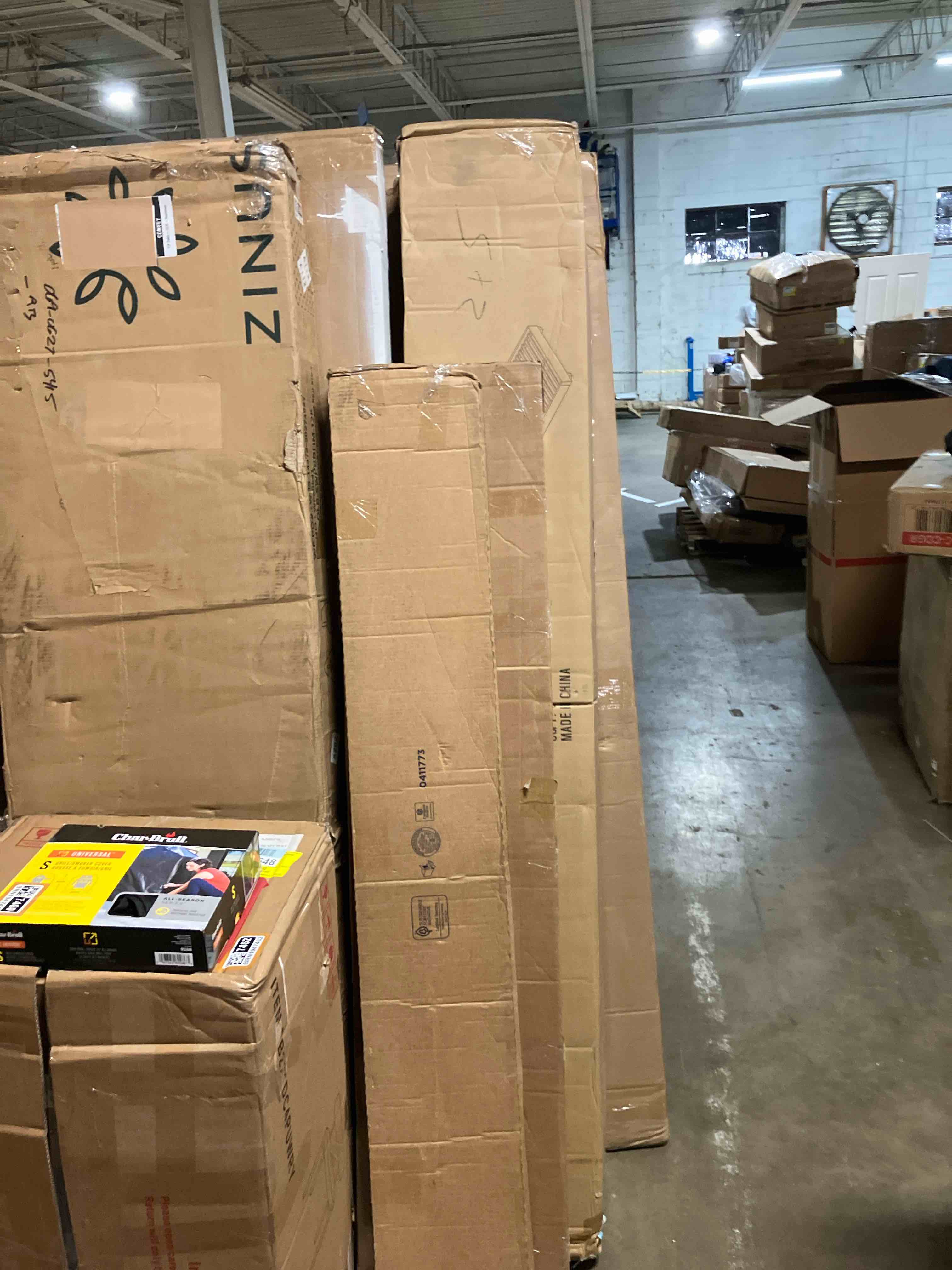 https://s3.amazonaws.com/lotting-images-prod/phillipi/BRN1947459_1752003501717.jpeg