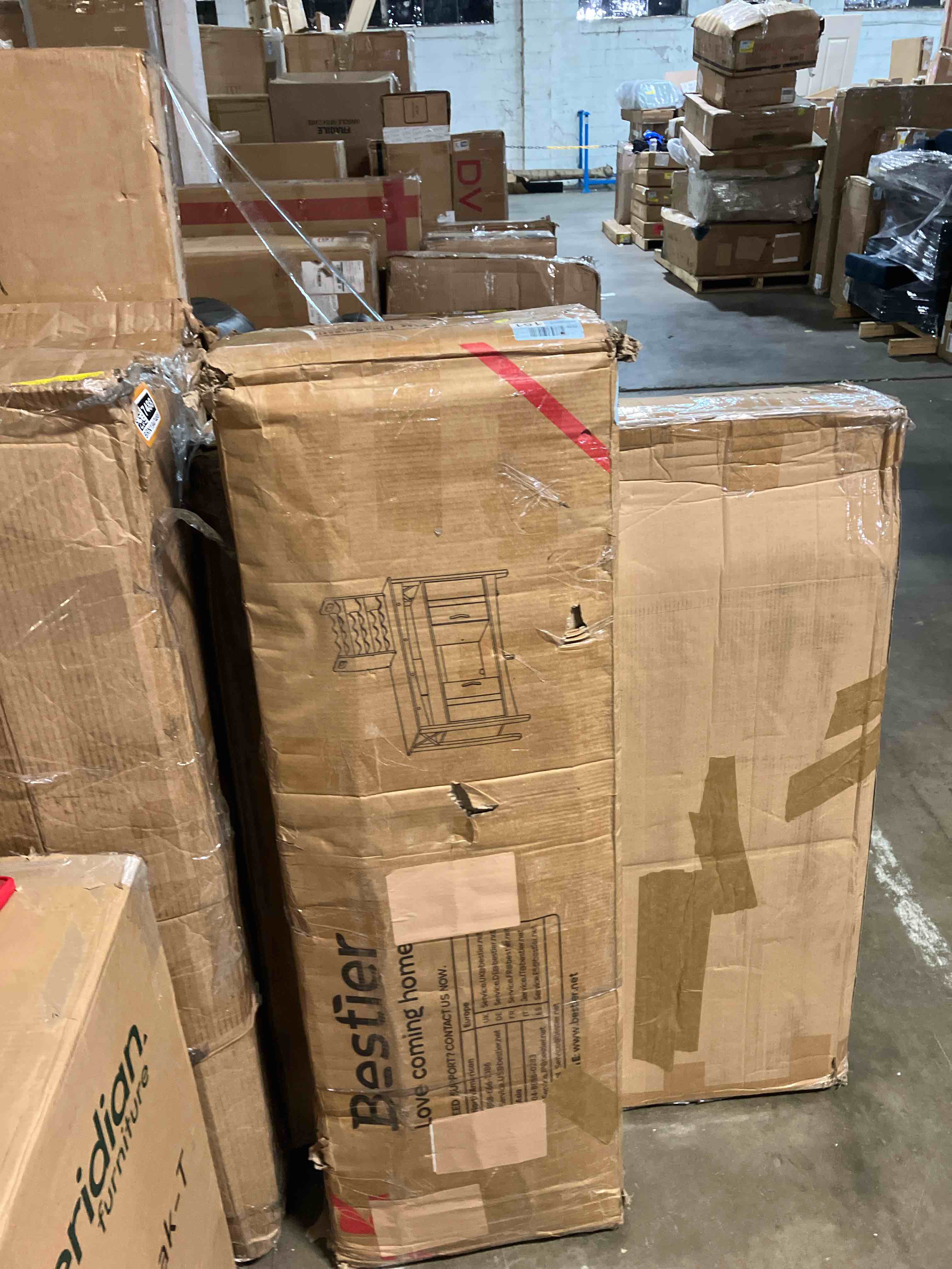 https://s3.amazonaws.com/lotting-images-prod/phillipi/BRN1947478_1751992531345.jpeg