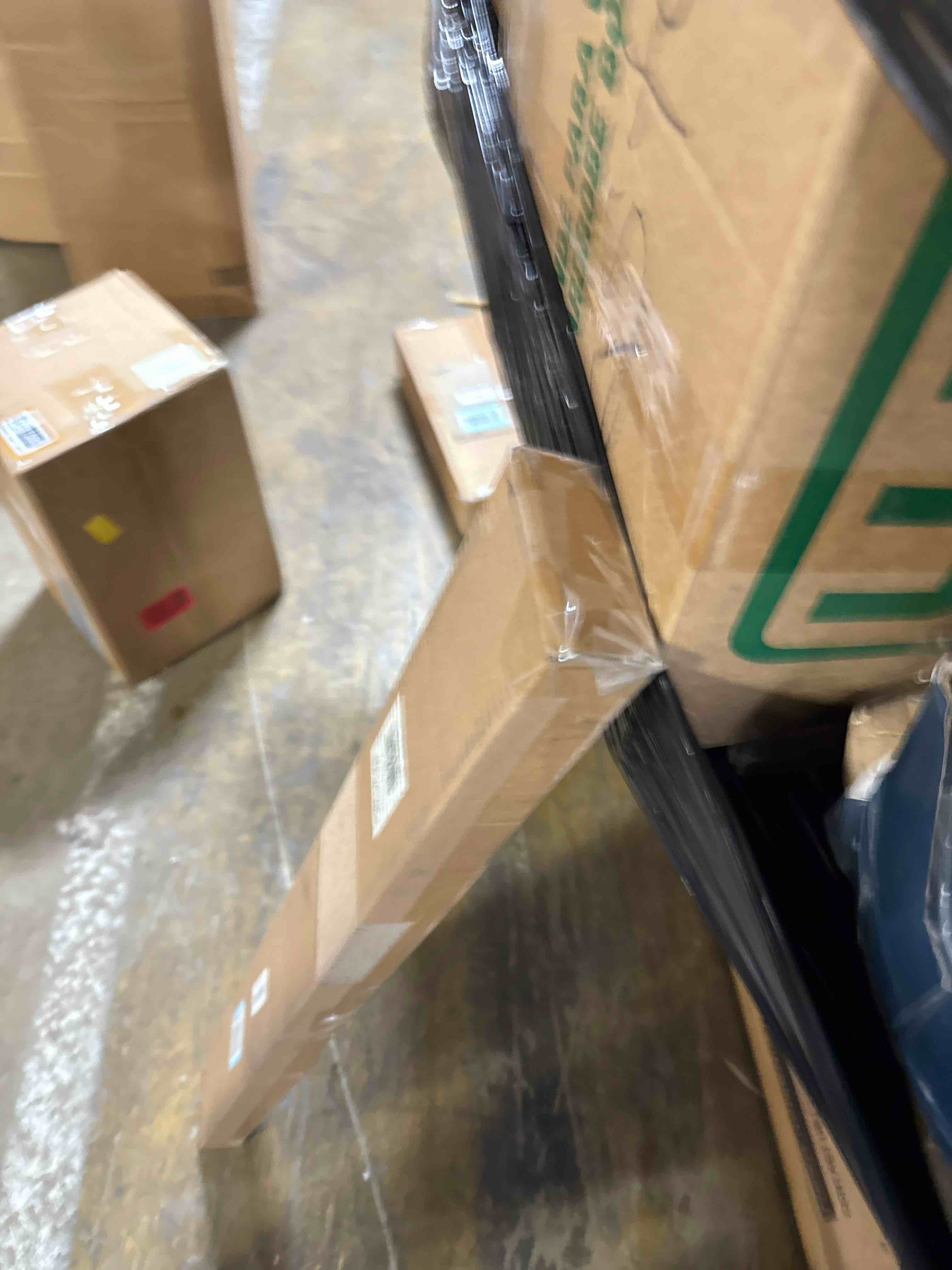 https://s3.amazonaws.com/lotting-images-prod/phillipi/BRN1947515_1752172875974.jpeg