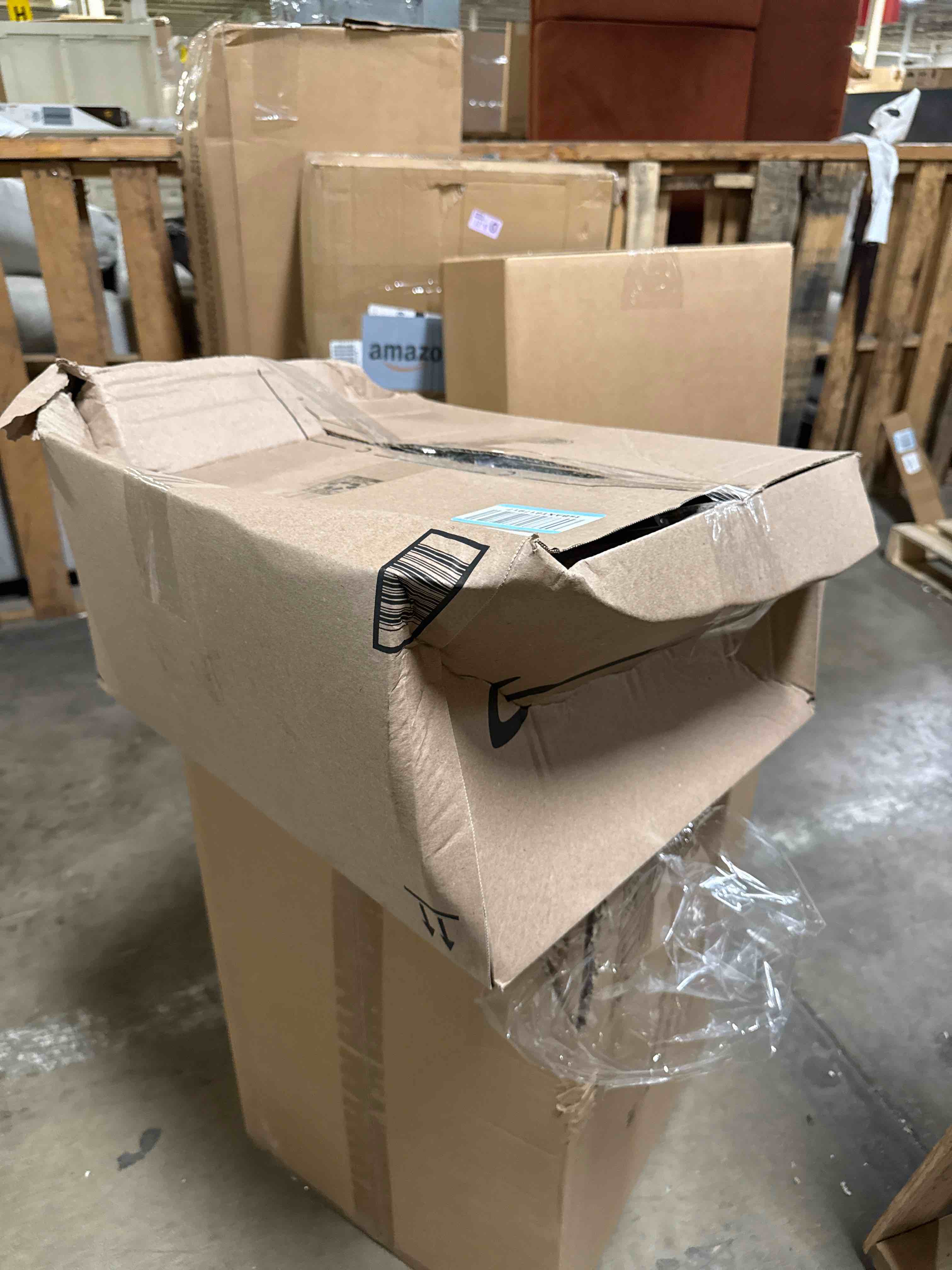 https://s3.amazonaws.com/lotting-images-prod/phillipi/BRN1947534_1752175152723.jpeg