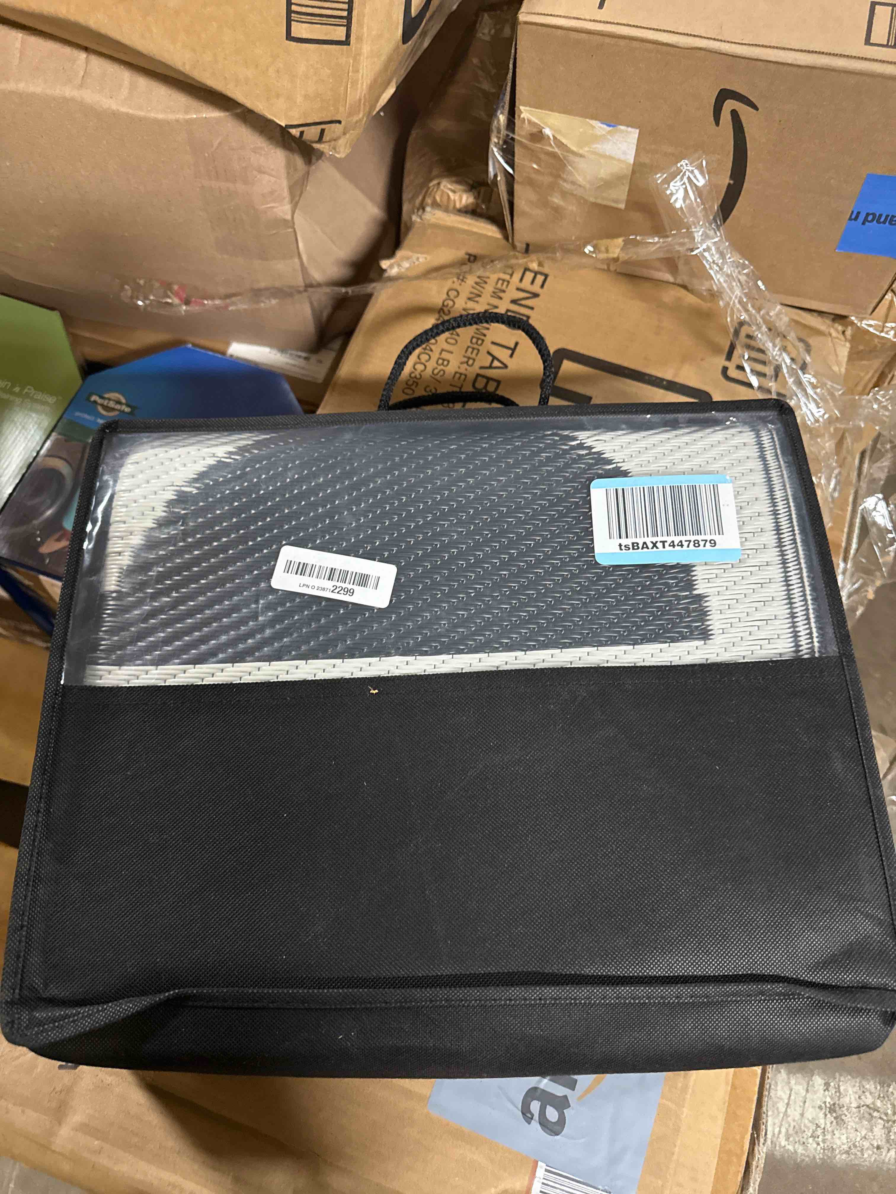https://s3.amazonaws.com/lotting-images-prod/phillipi/BRN1947615_1752248088160.jpeg