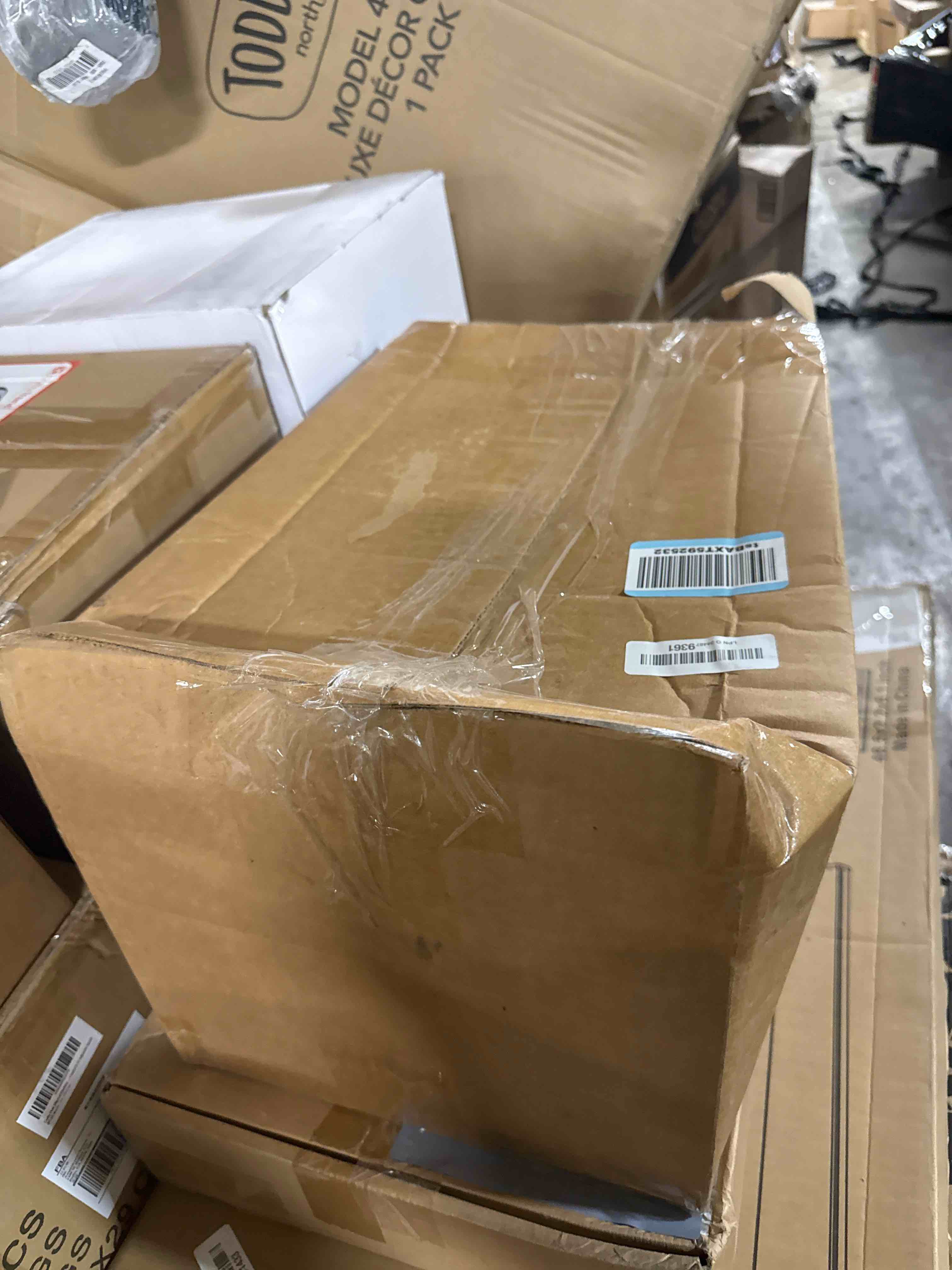https://s3.amazonaws.com/lotting-images-prod/phillipi/BRN1947650_1752256053864.jpeg