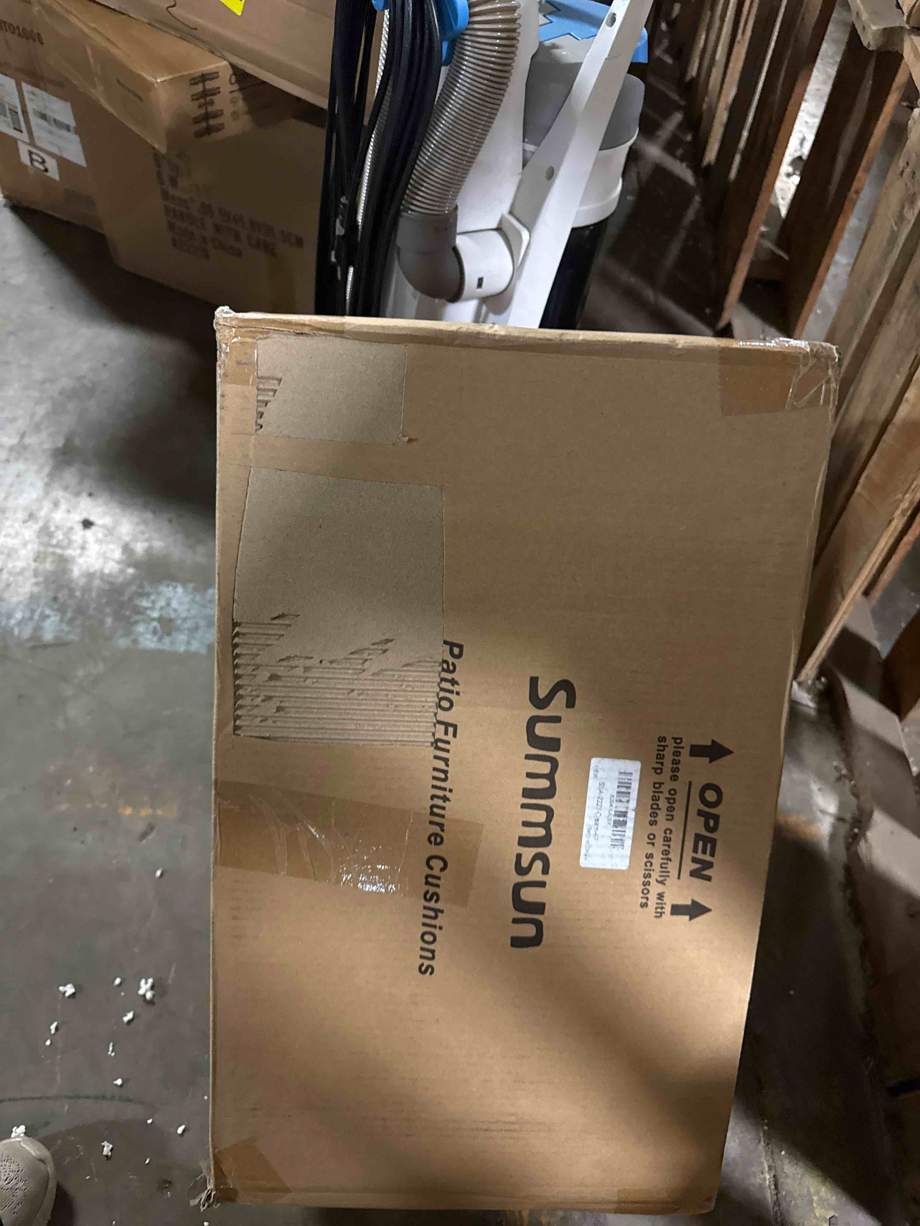 https://s3.amazonaws.com/lotting-images-prod/phillipi/BRN1947719_1752685234187.jpeg
