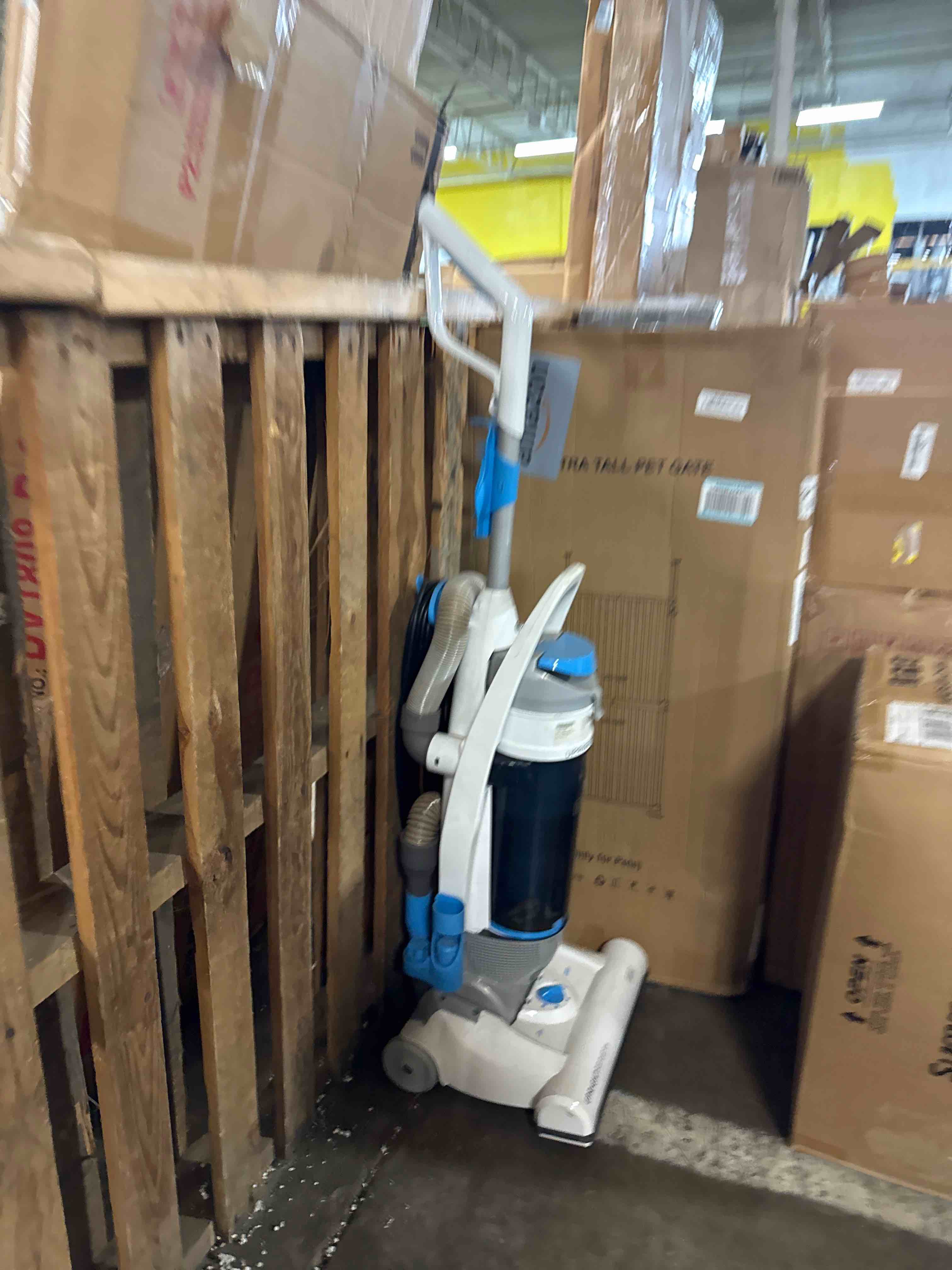 https://s3.amazonaws.com/lotting-images-prod/phillipi/BRN1947726_1752685726007.jpeg