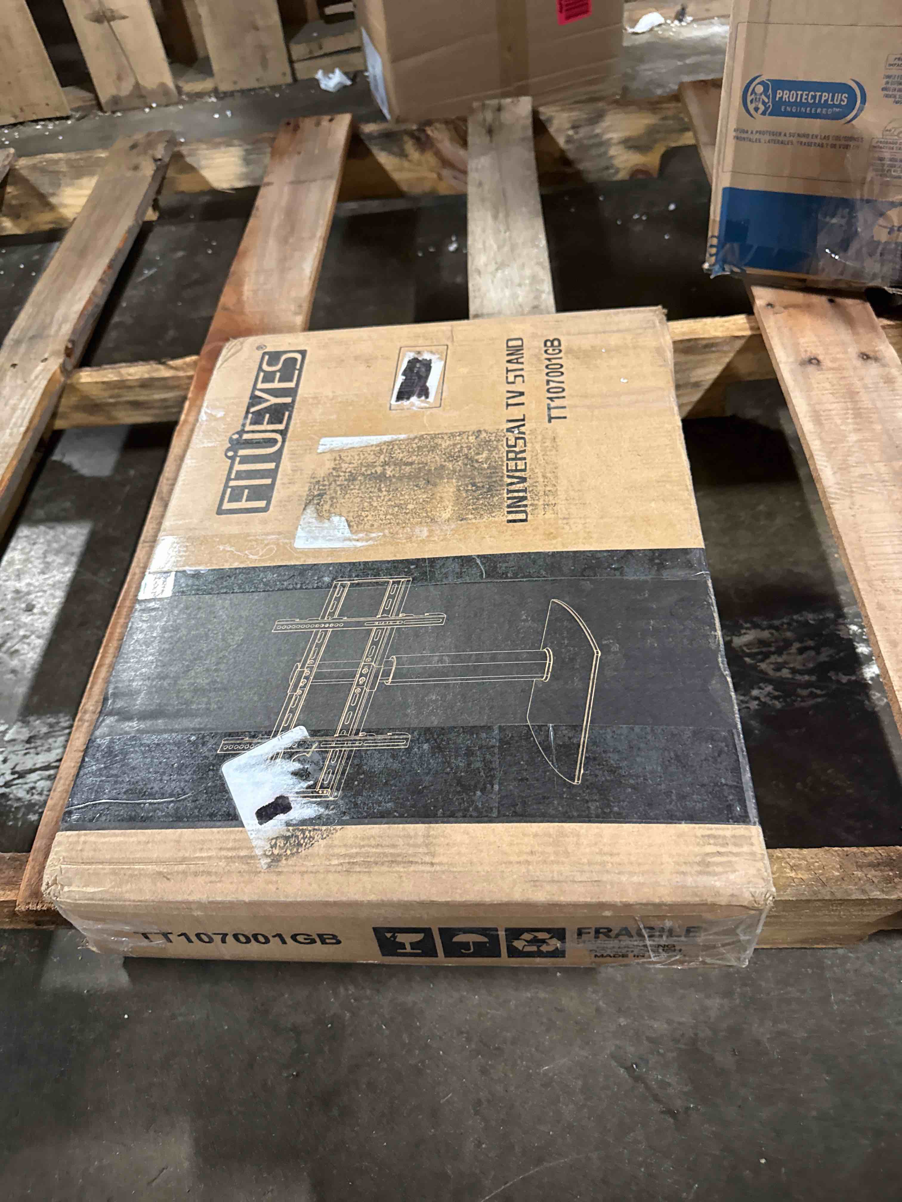 https://s3.amazonaws.com/lotting-images-prod/phillipi/BRN1947760_1752691091146.jpeg