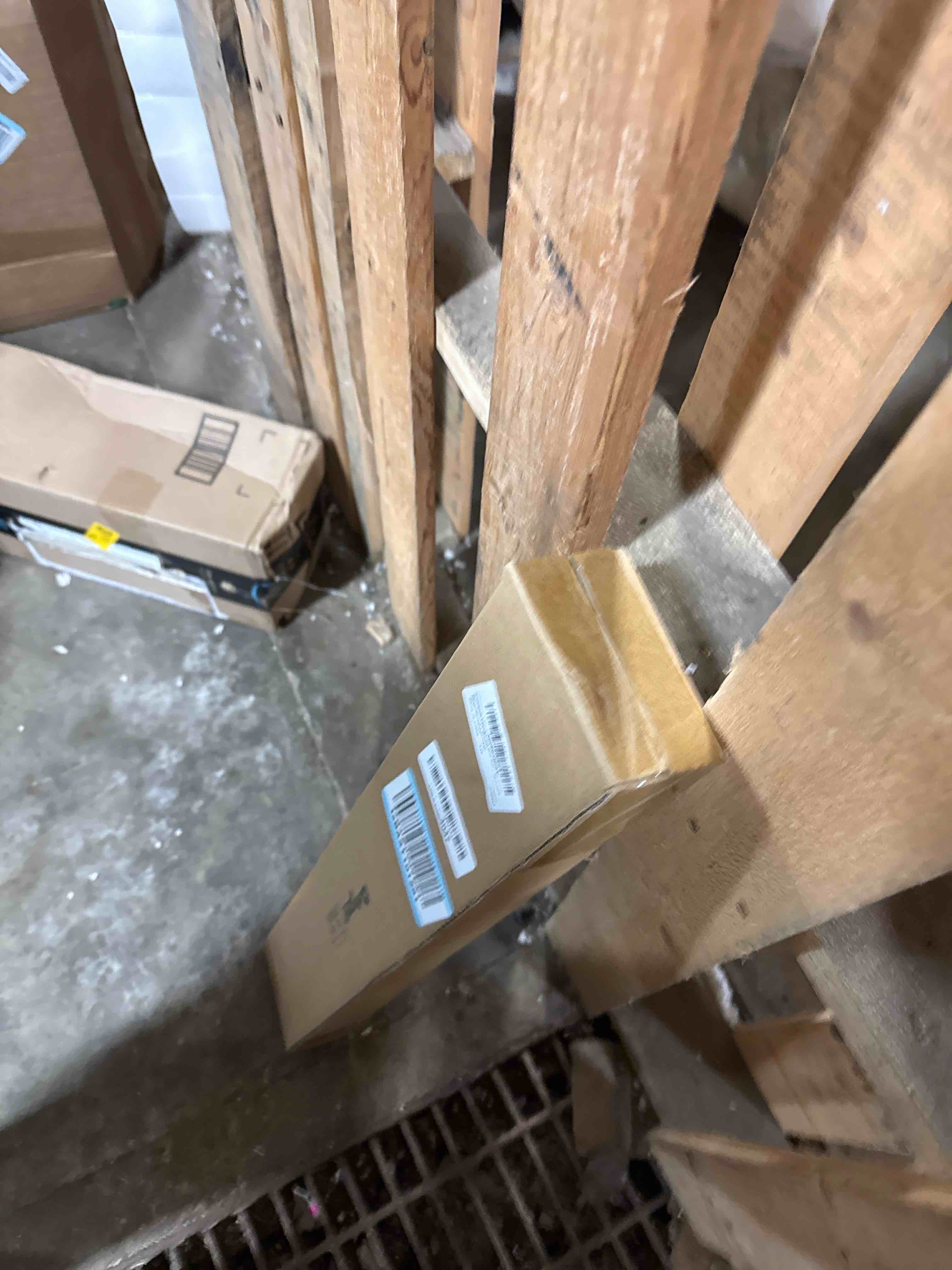 https://s3.amazonaws.com/lotting-images-prod/phillipi/BRN1947764_1752692243406.jpeg