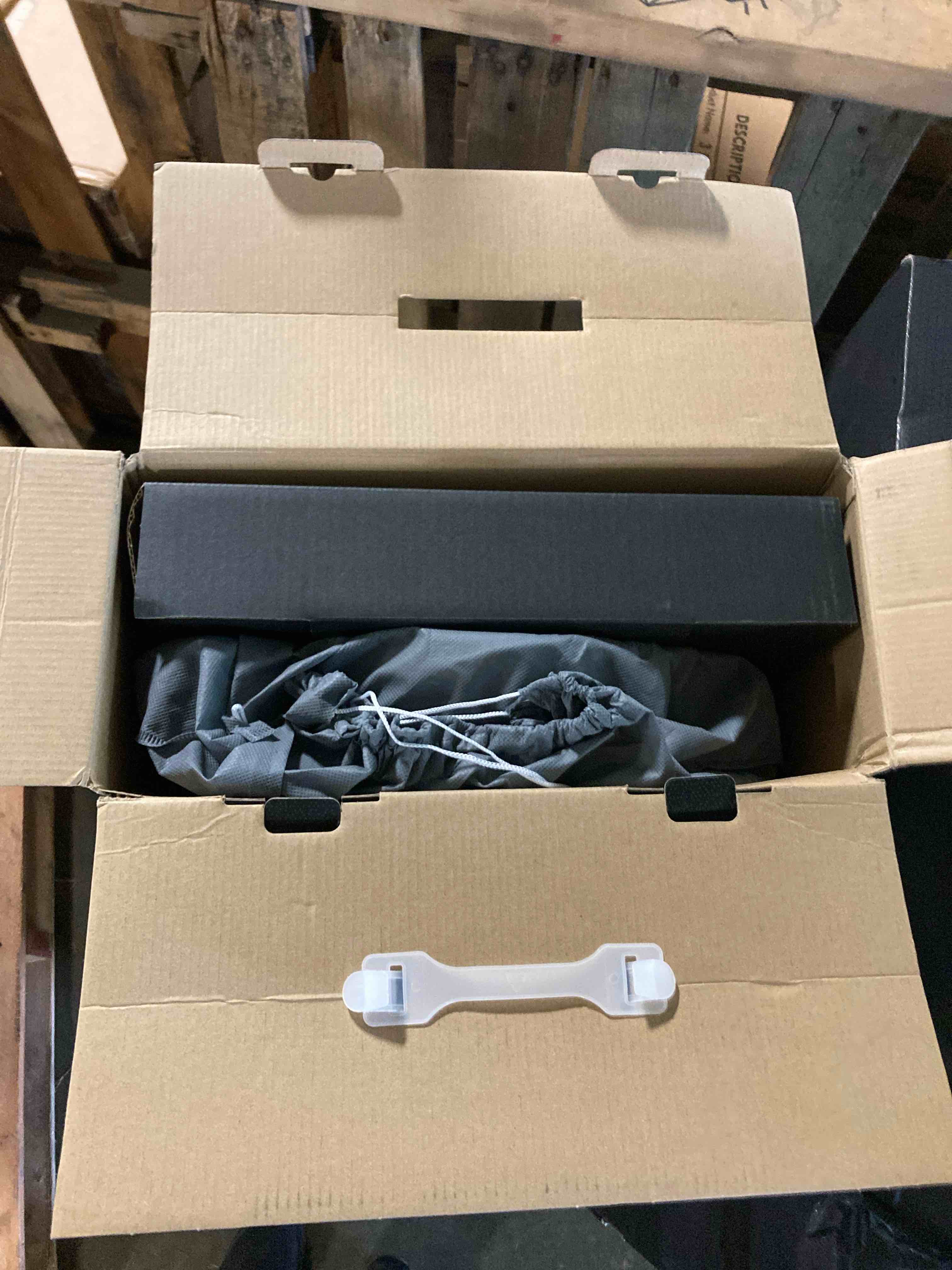 https://s3.amazonaws.com/lotting-images-prod/phillipi/BRN1947918_1760468476826.jpeg