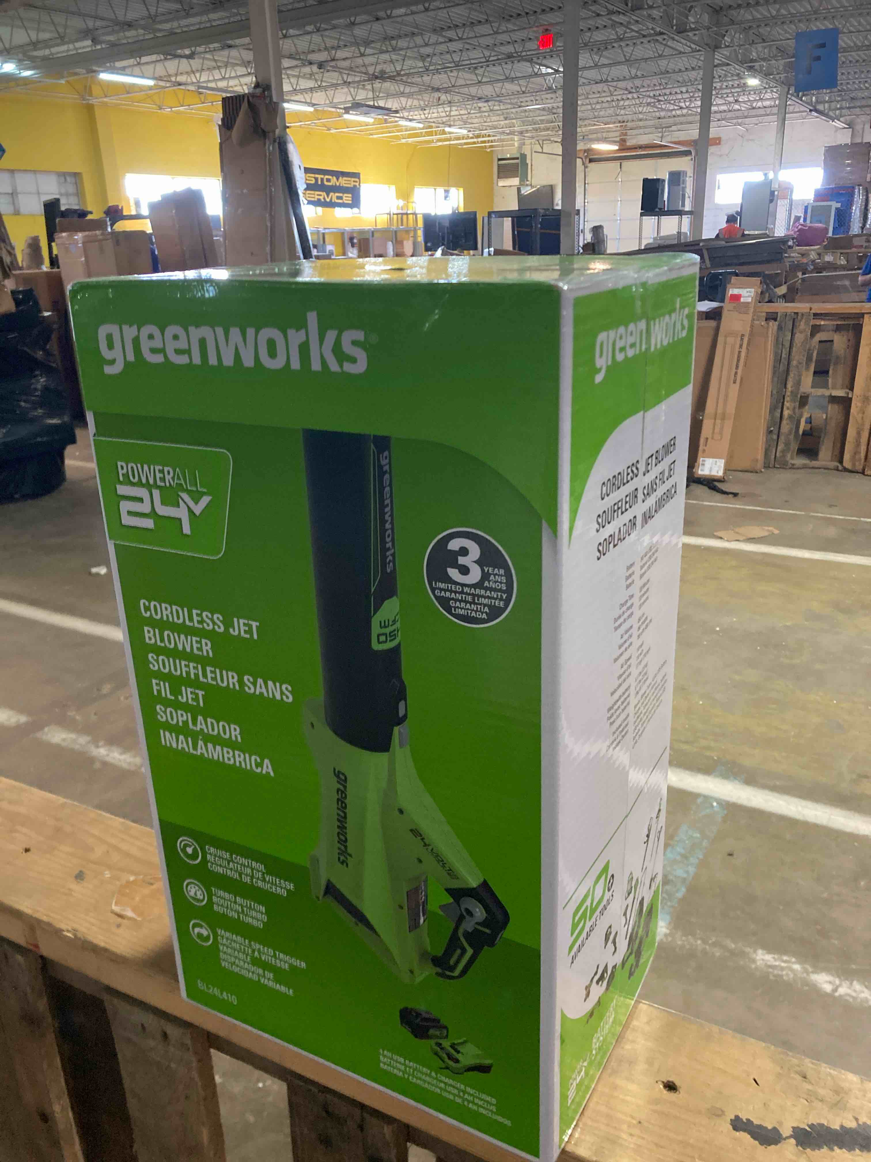 https://s3.amazonaws.com/lotting-images-prod/phillipi/BRN1947927_1760470010551.jpeg