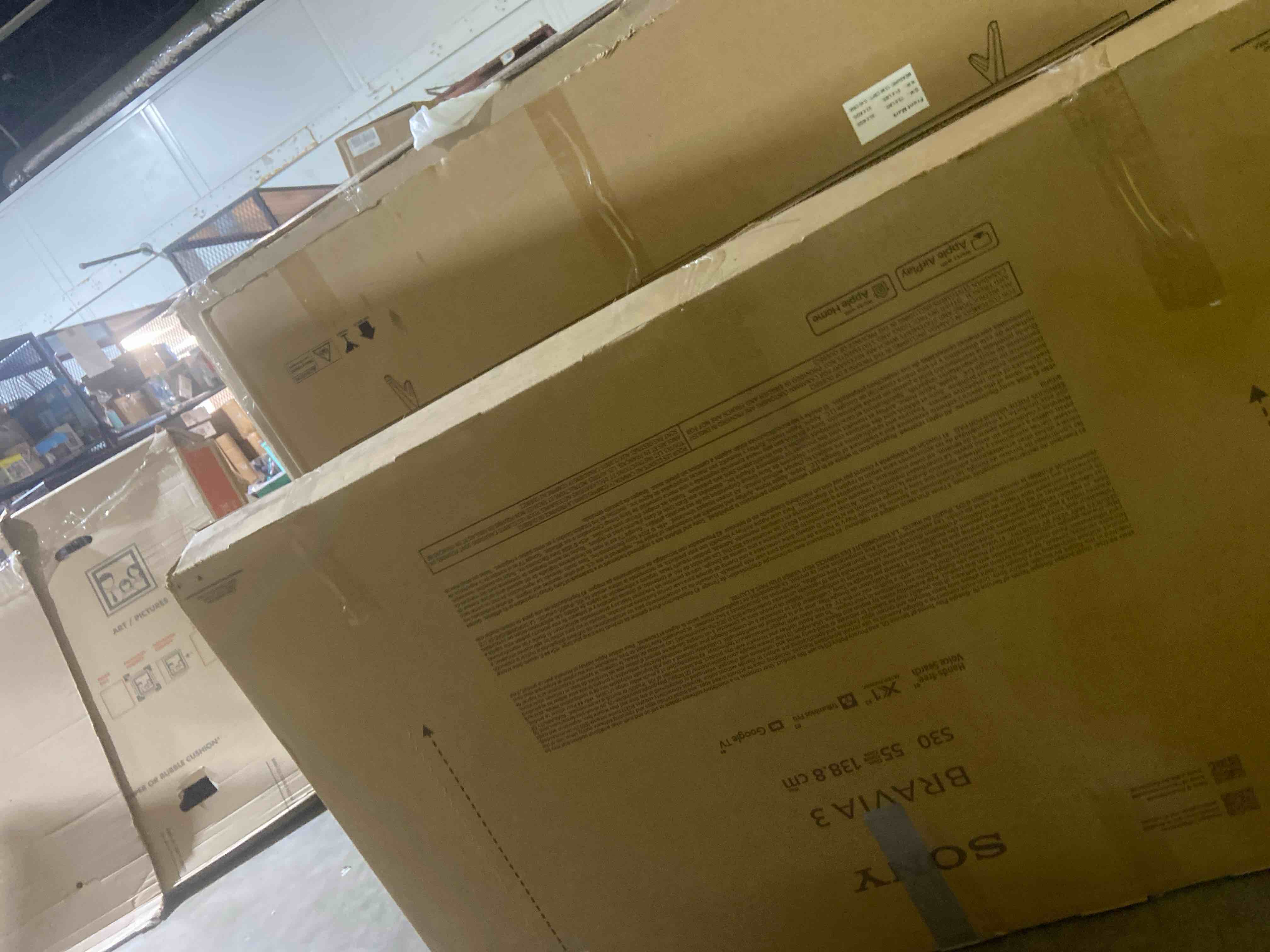 https://s3.amazonaws.com/lotting-images-prod/phillipi/BRN1947955_1760543563632.jpeg