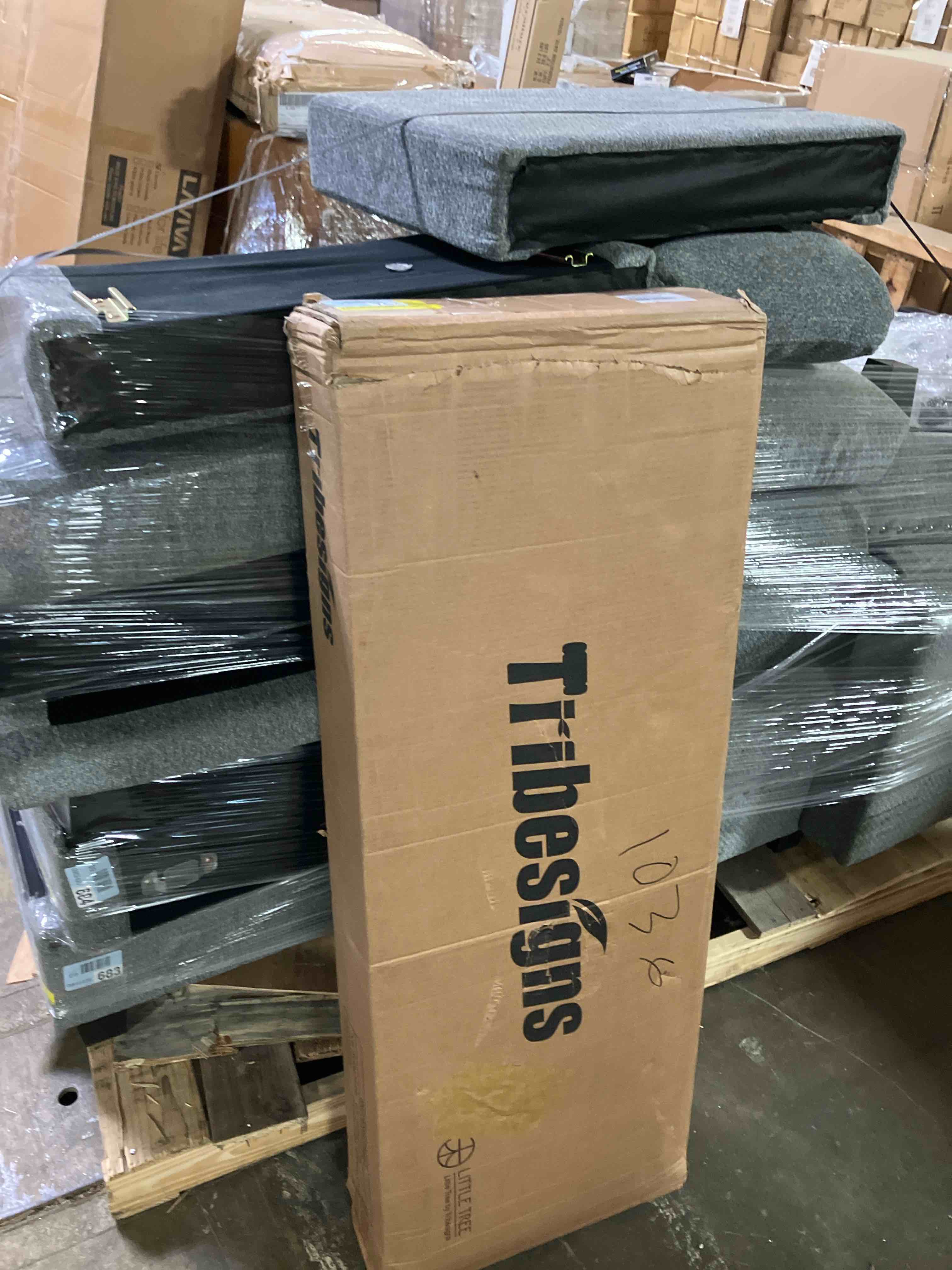 https://s3.amazonaws.com/lotting-images-prod/phillipi/BRN1948621_1744907048023.jpeg