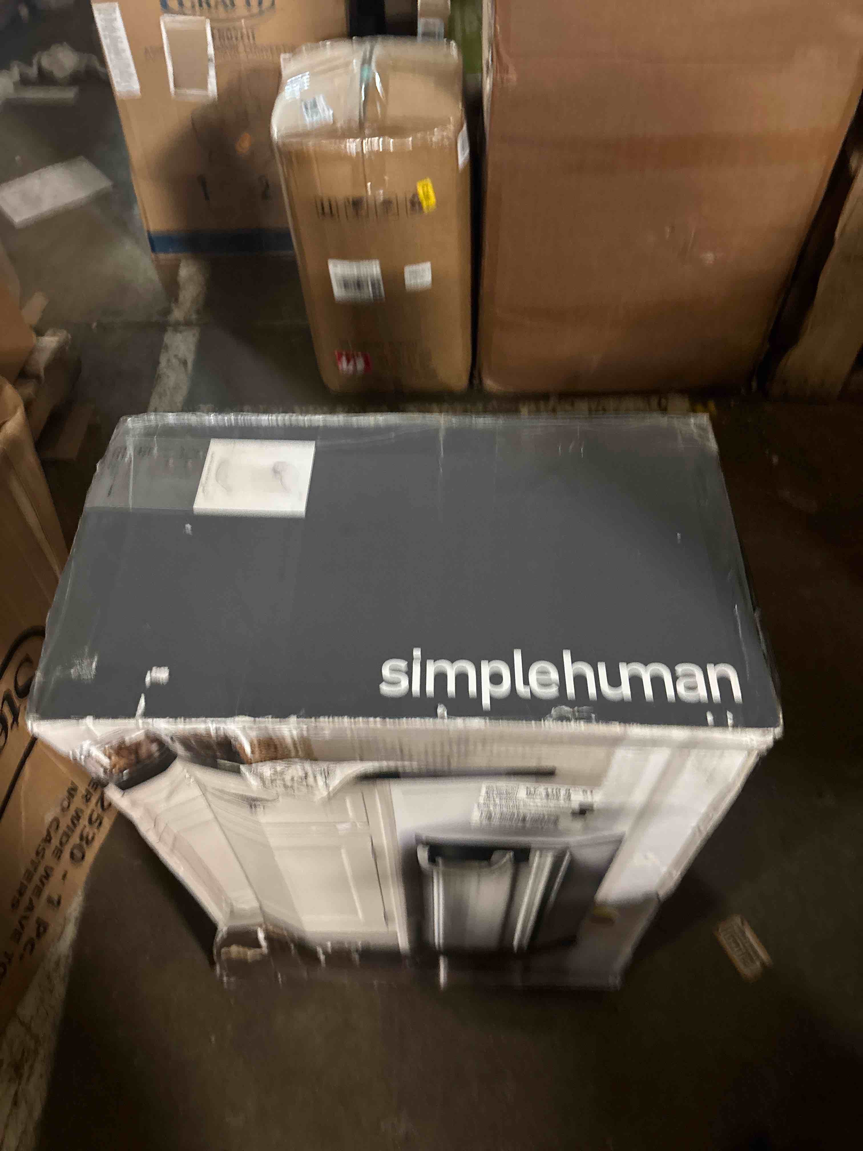 https://s3.amazonaws.com/lotting-images-prod/phillipi/BRN1948971_1745325803047.jpeg