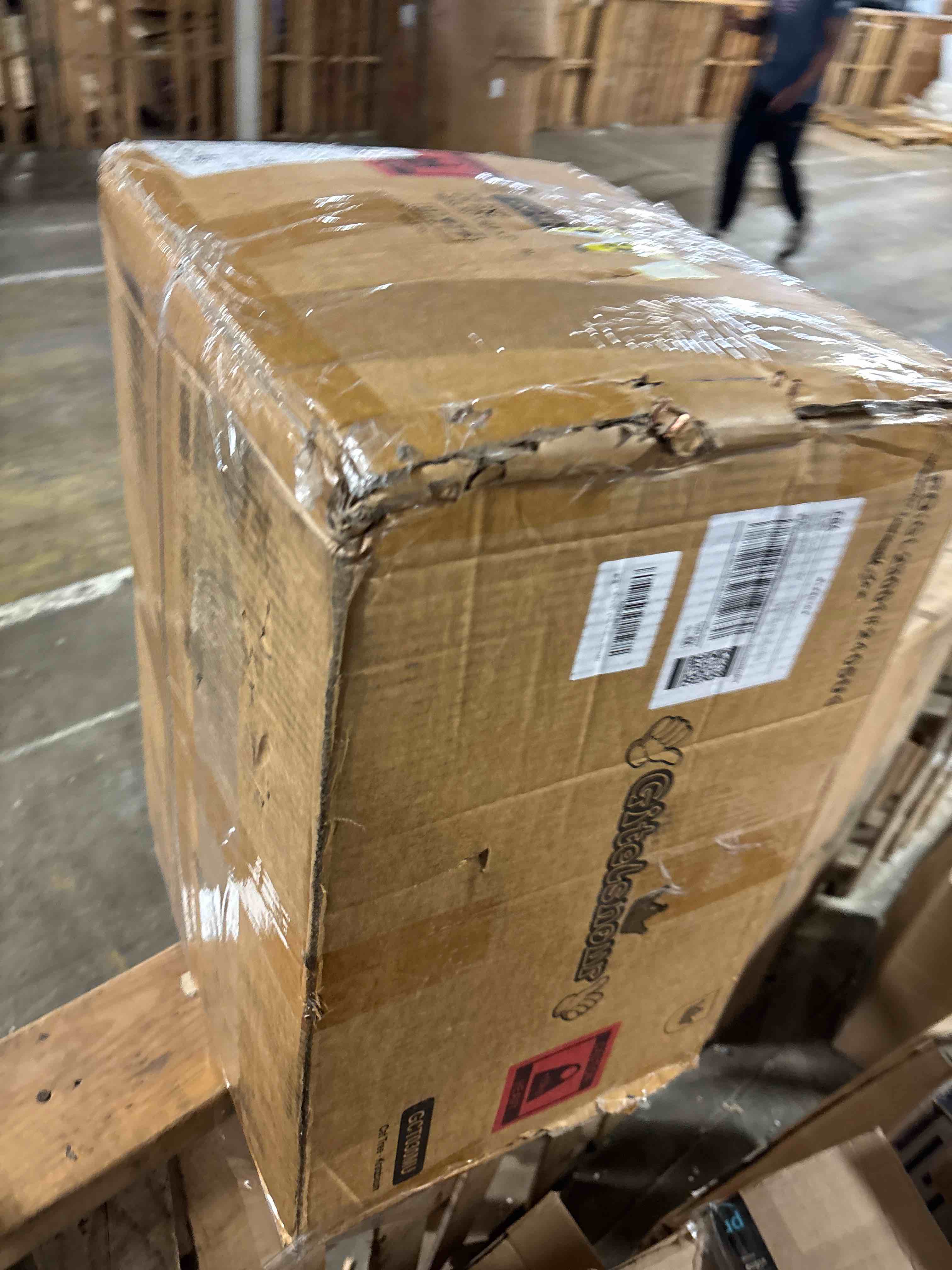 https://s3.amazonaws.com/lotting-images-prod/phillipi/BRN1949098_1745345321963.jpeg
