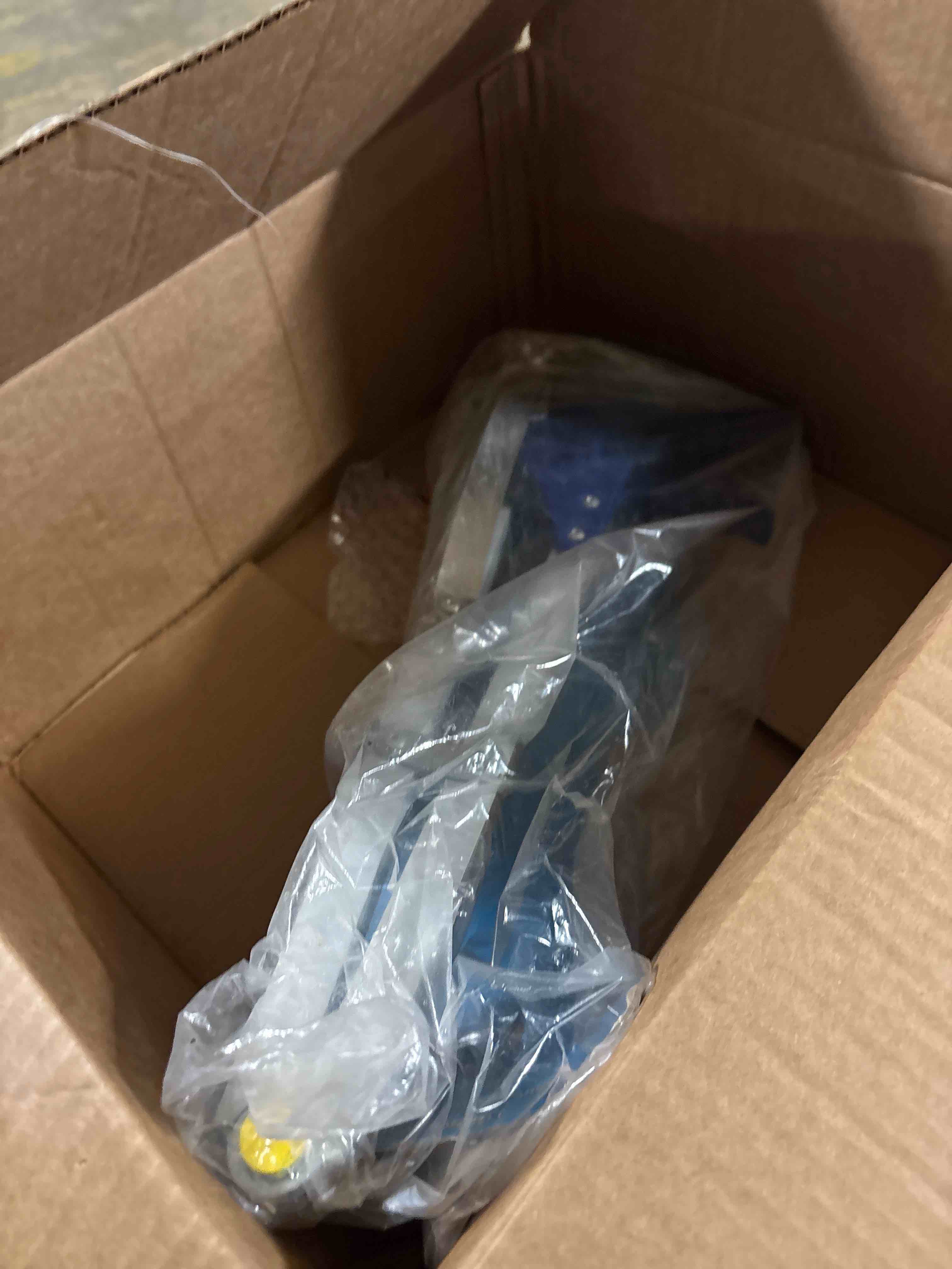 https://s3.amazonaws.com/lotting-images-prod/phillipi/BRN1949109_1745346378978.jpeg