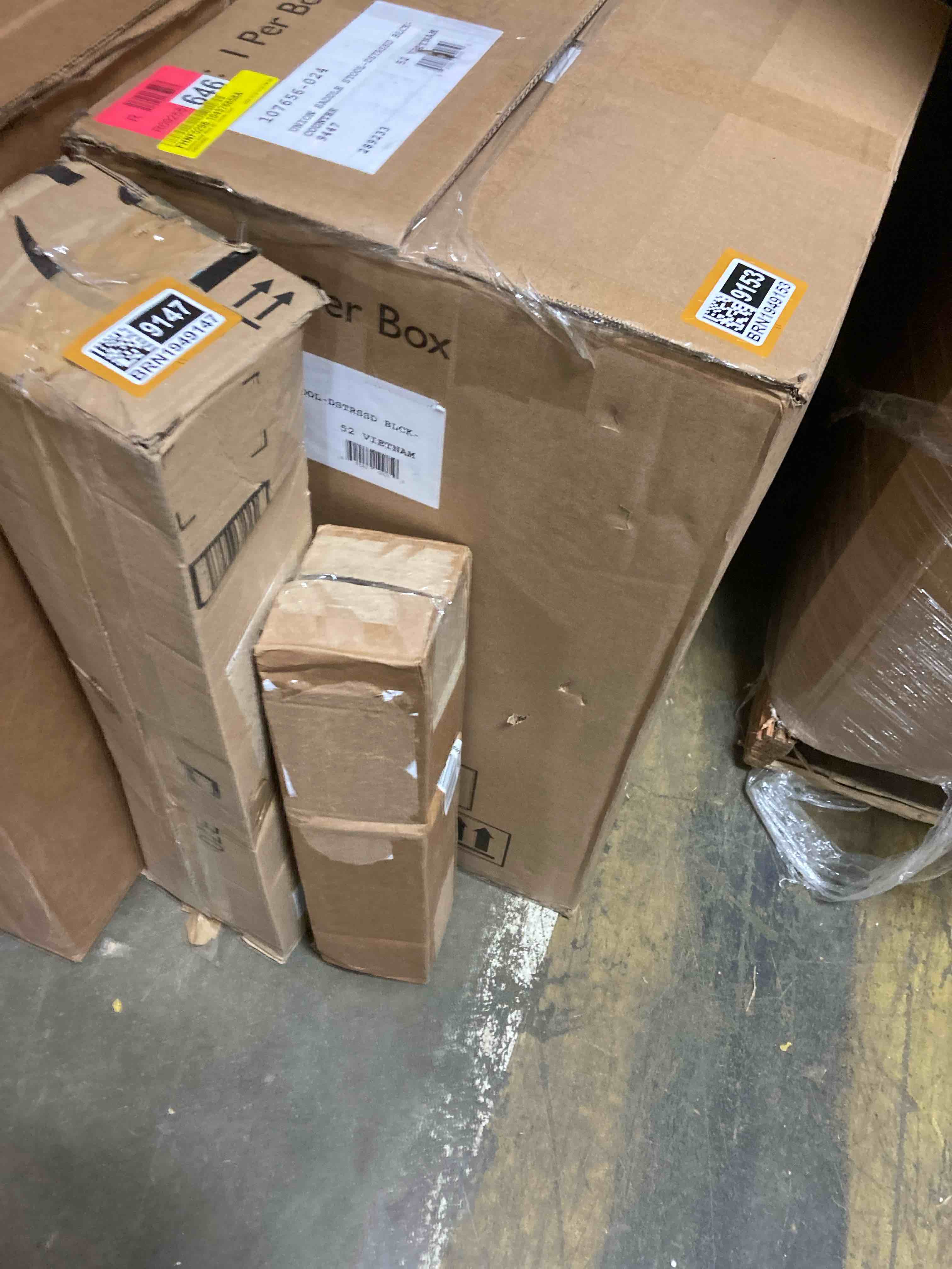 https://s3.amazonaws.com/lotting-images-prod/phillipi/BRN1949146_1745506943799.jpeg