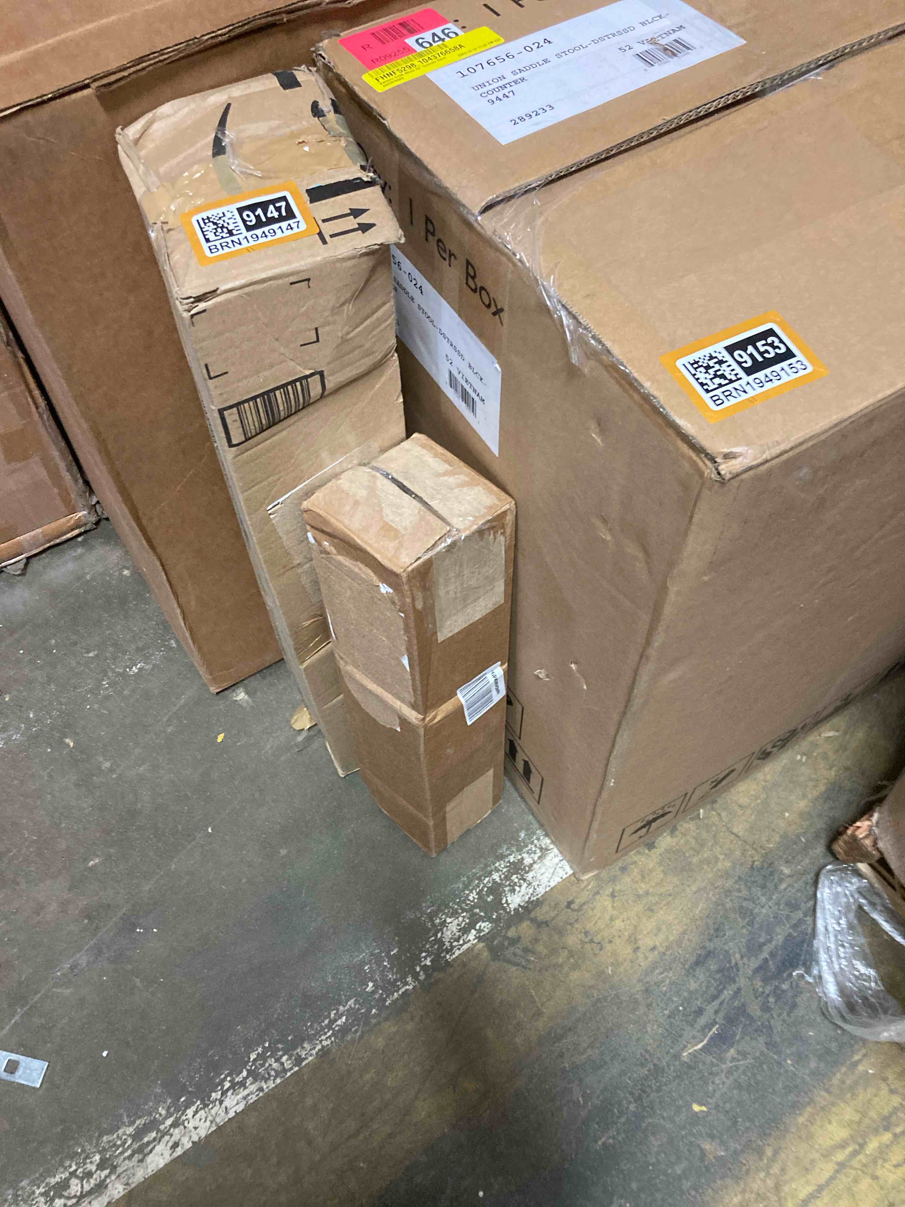 https://s3.amazonaws.com/lotting-images-prod/phillipi/BRN1949146_1745506945417.jpeg