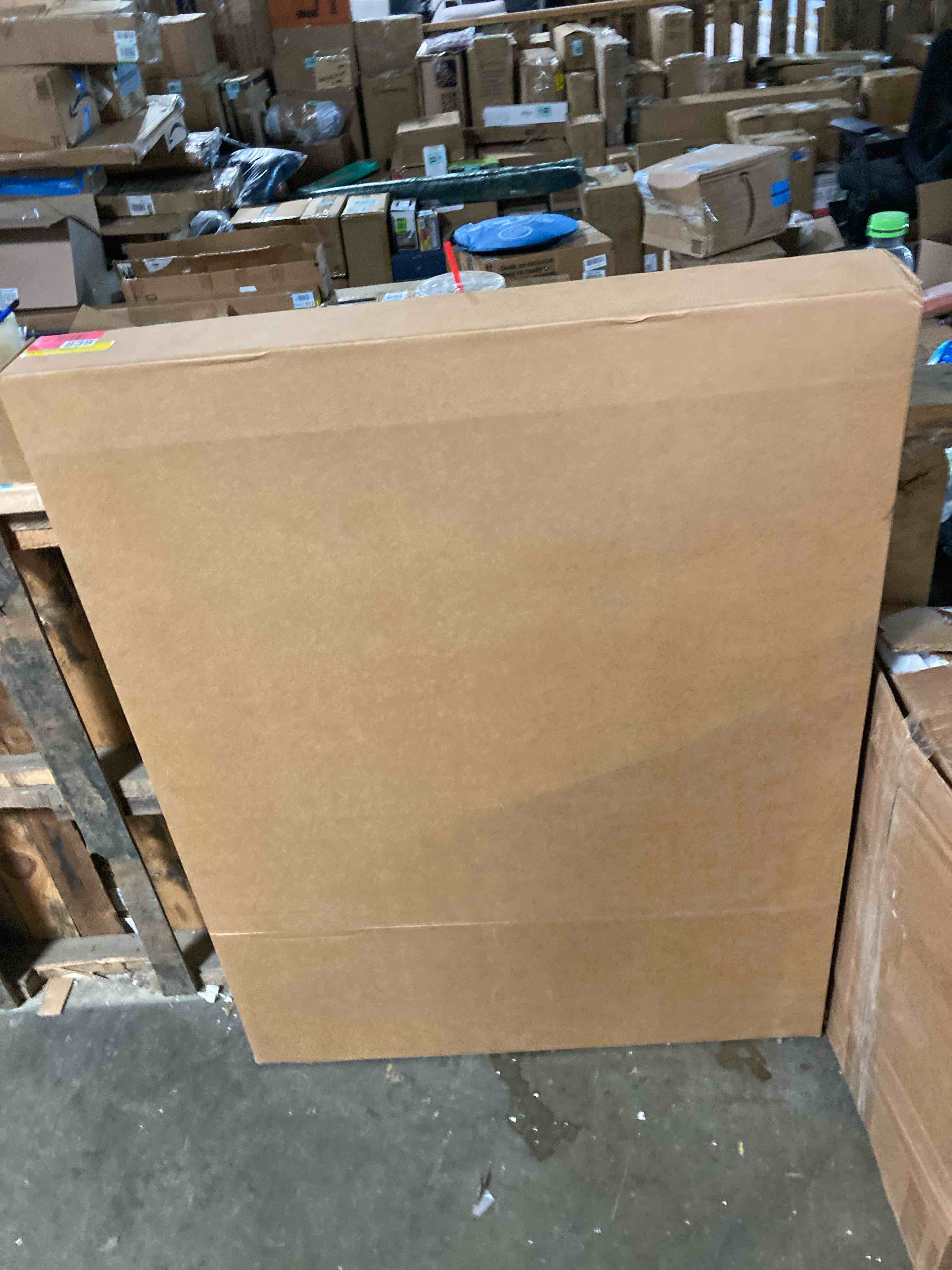 https://s3.amazonaws.com/lotting-images-prod/phillipi/BRN1949179_1745436799599.jpeg