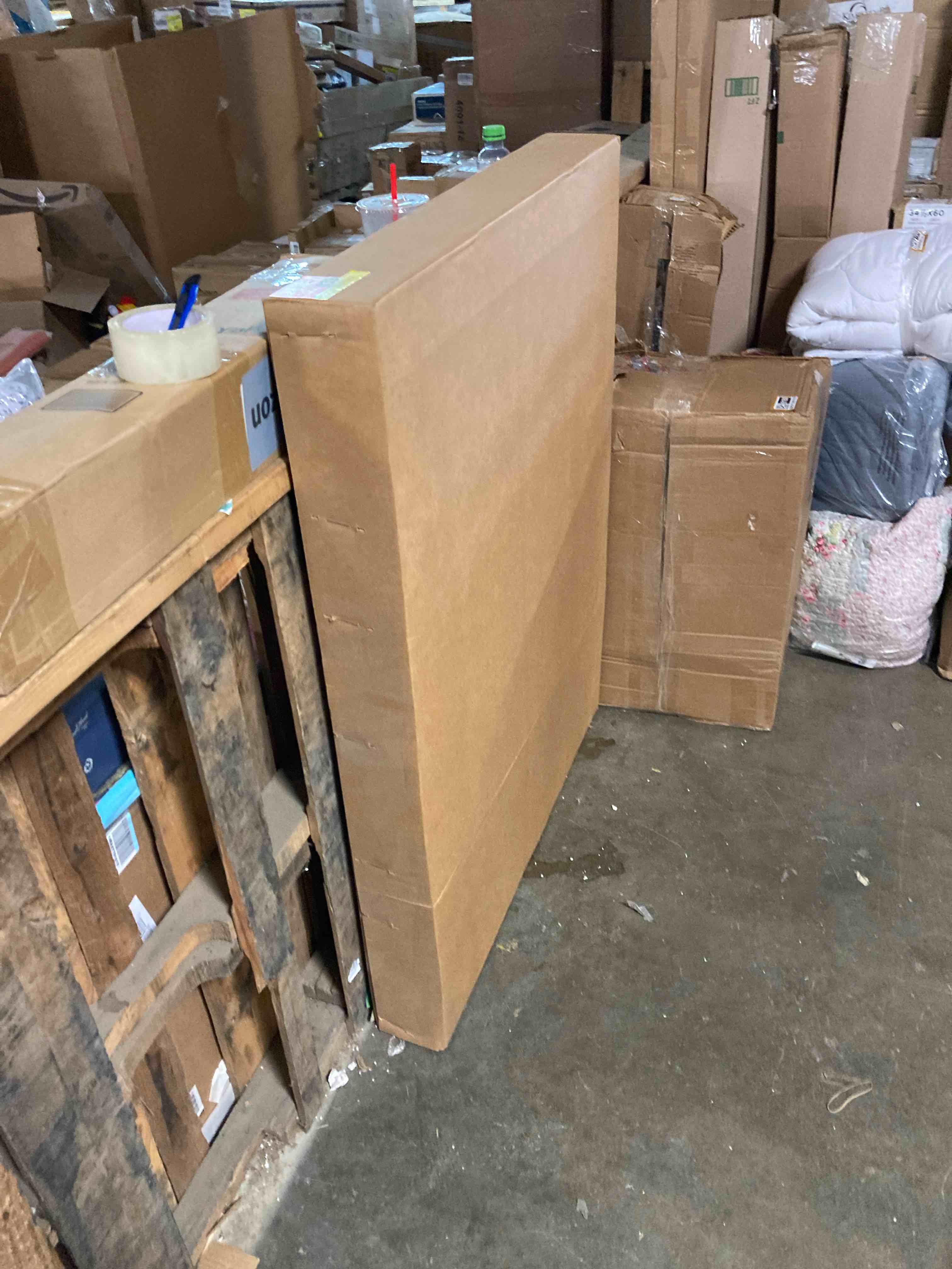 https://s3.amazonaws.com/lotting-images-prod/phillipi/BRN1949179_1745436804132.jpeg