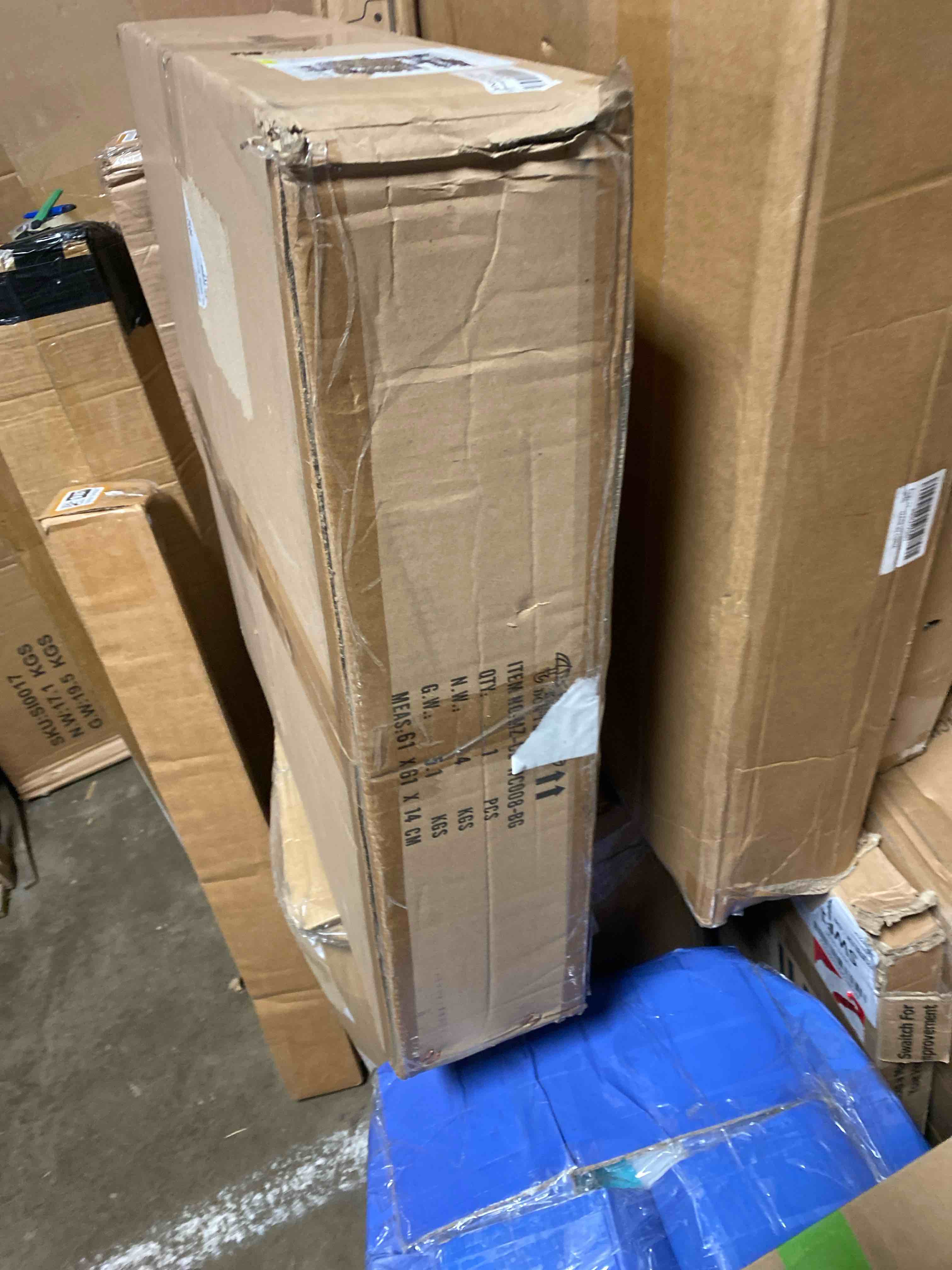 https://s3.amazonaws.com/lotting-images-prod/phillipi/BRN1949588_1745613748714.jpeg