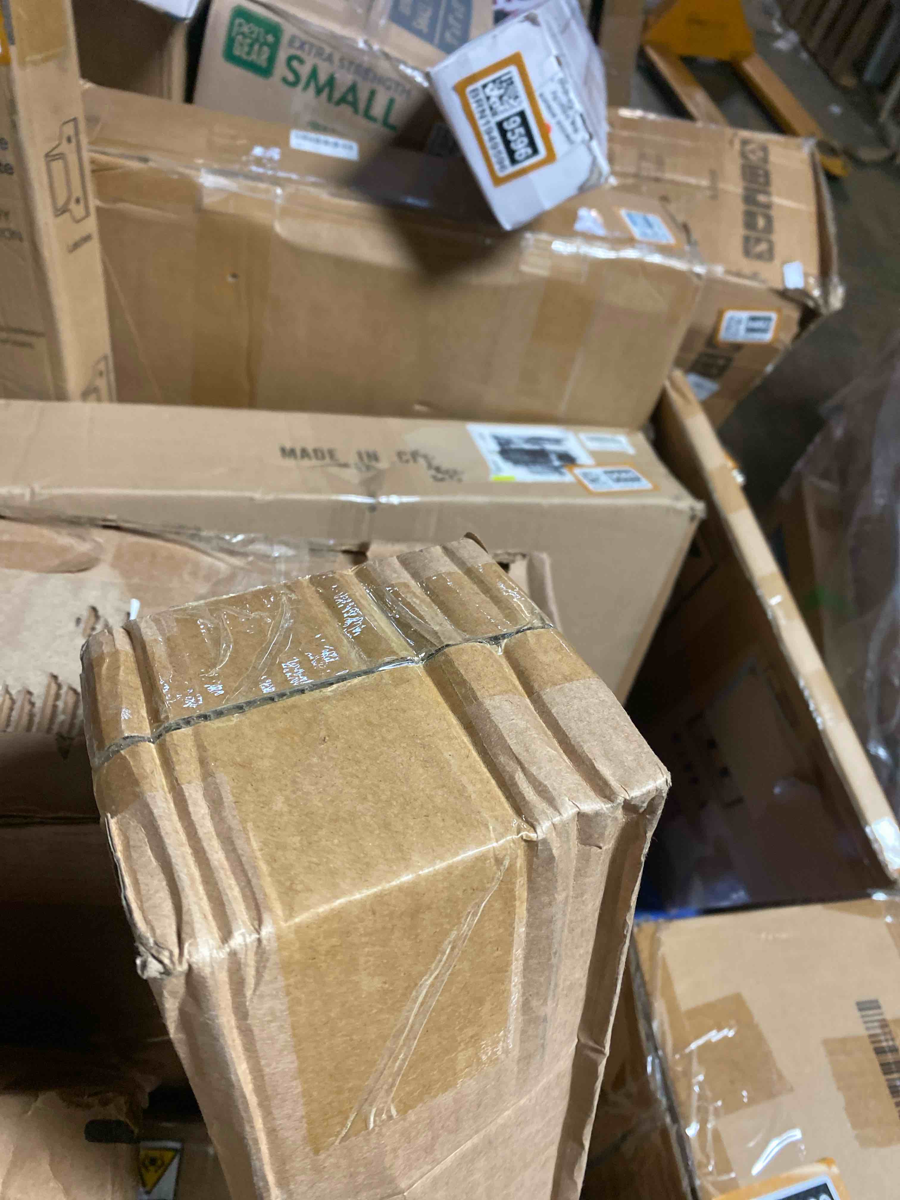 https://s3.amazonaws.com/lotting-images-prod/phillipi/BRN1949612_1745617437131.jpeg