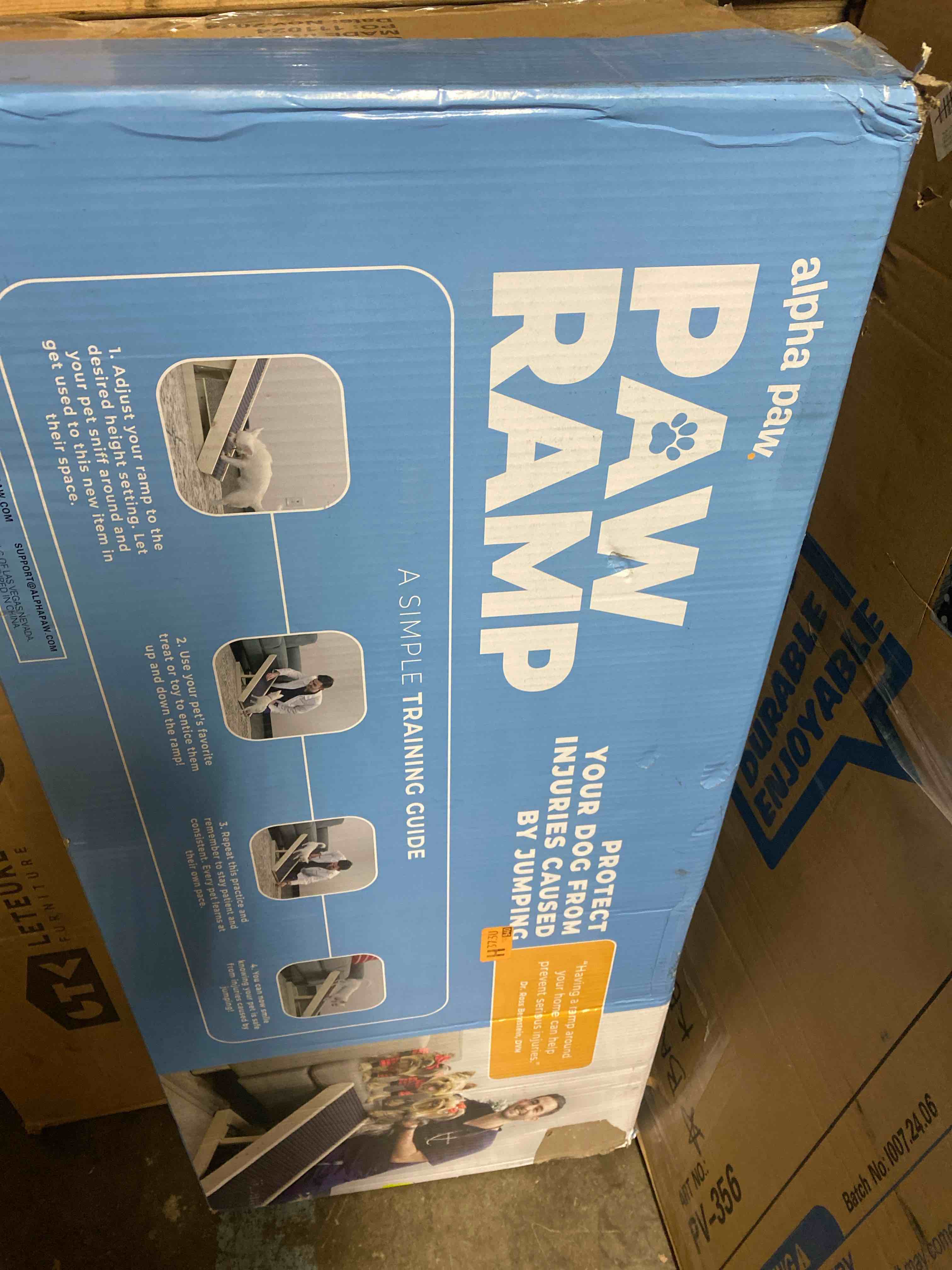 https://s3.amazonaws.com/lotting-images-prod/phillipi/BRN1949614_1745617564133.jpeg
