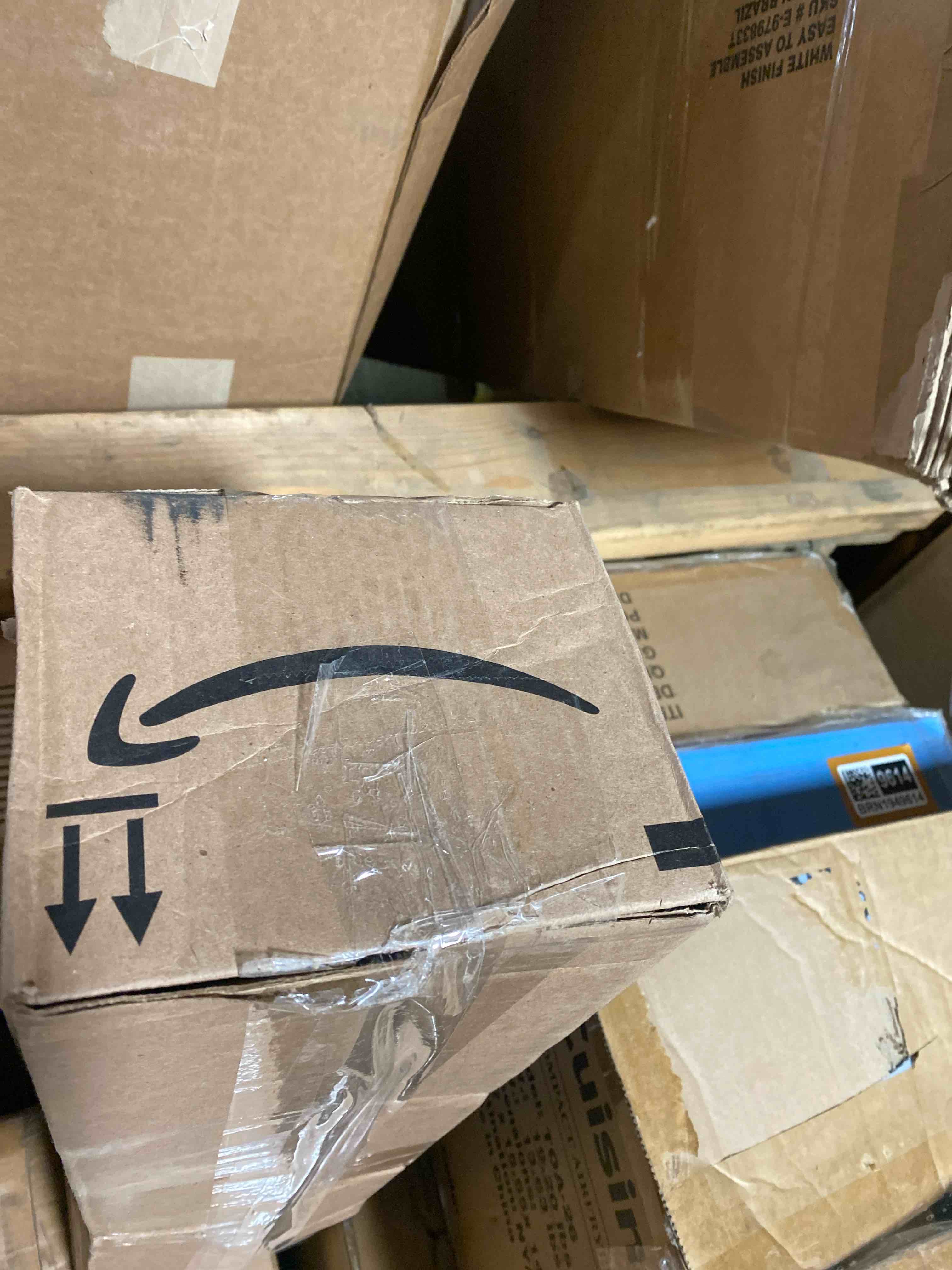 https://s3.amazonaws.com/lotting-images-prod/phillipi/BRN1949623_1745675886068.jpeg