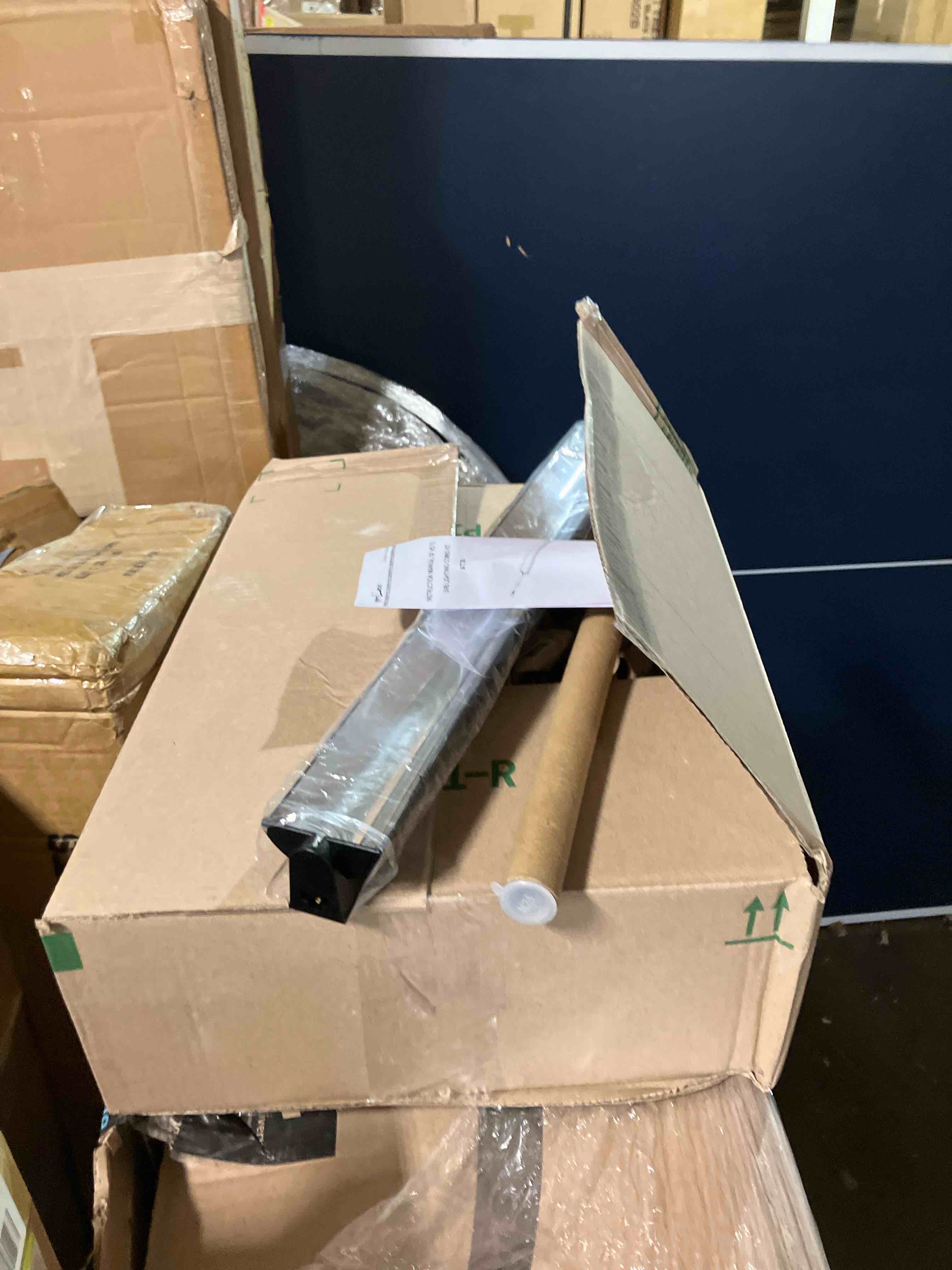 https://s3.amazonaws.com/lotting-images-prod/phillipi/BRN1949757_1745930755445.jpeg