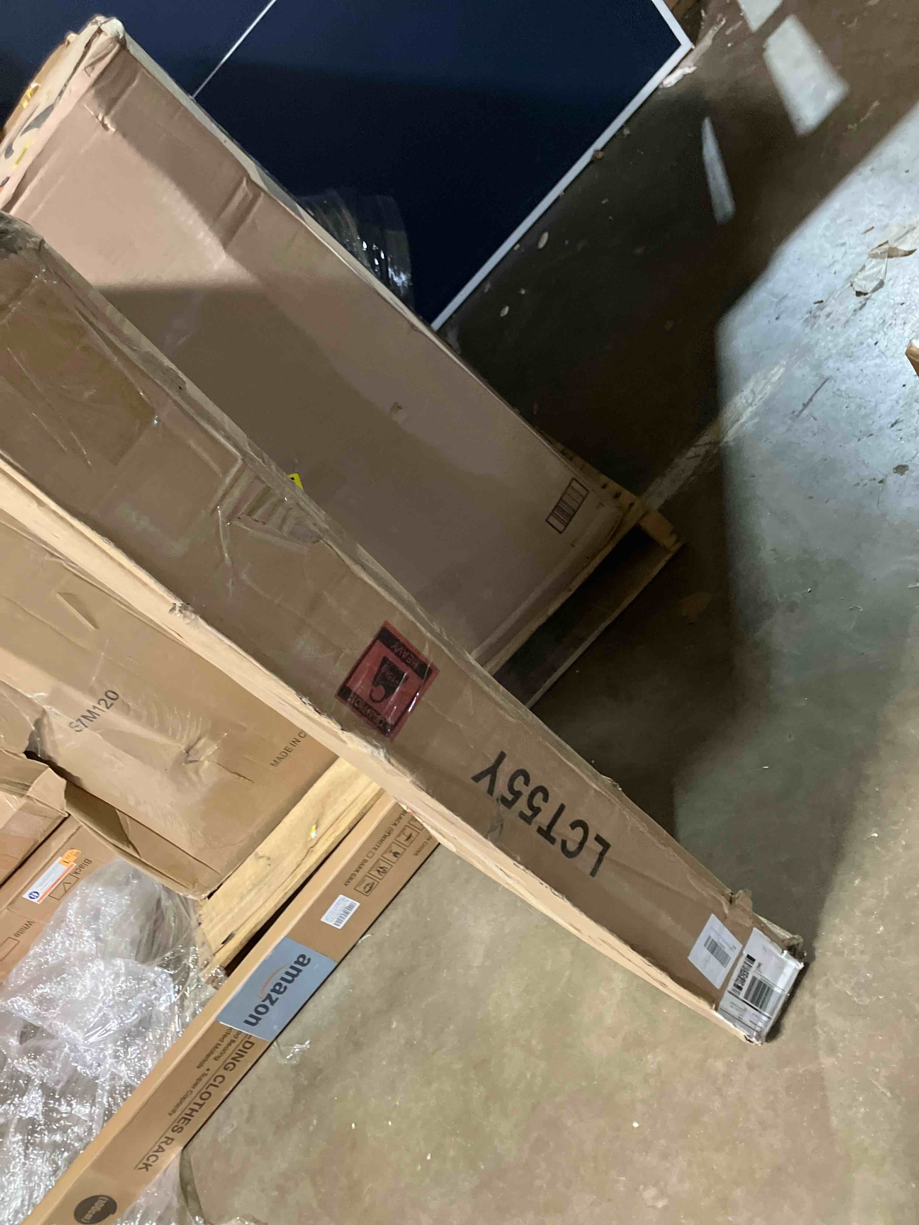 https://s3.amazonaws.com/lotting-images-prod/phillipi/BRN1949759_1745931056696.jpeg