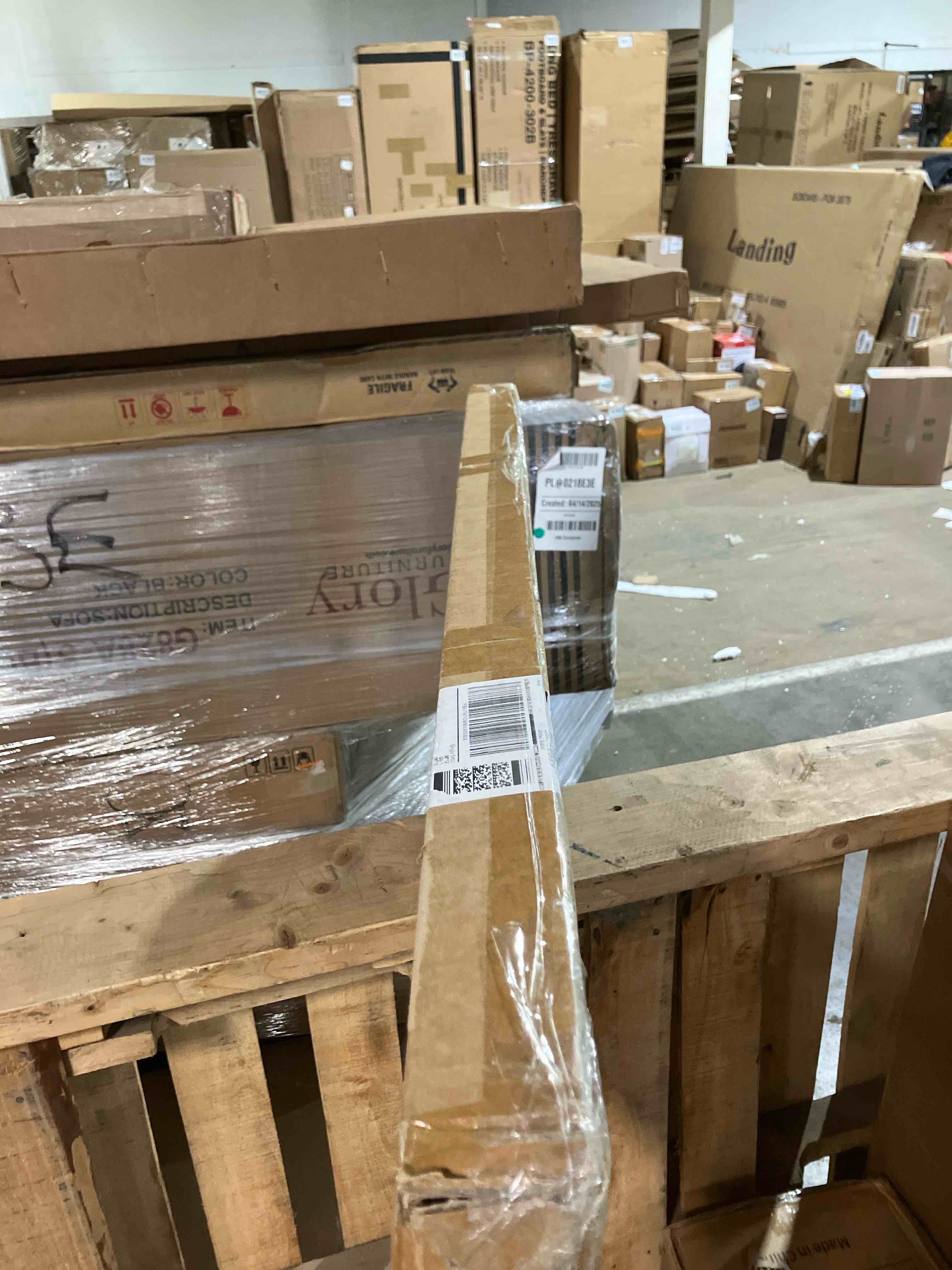 https://s3.amazonaws.com/lotting-images-prod/phillipi/BRN1949770_1745934196882.jpeg