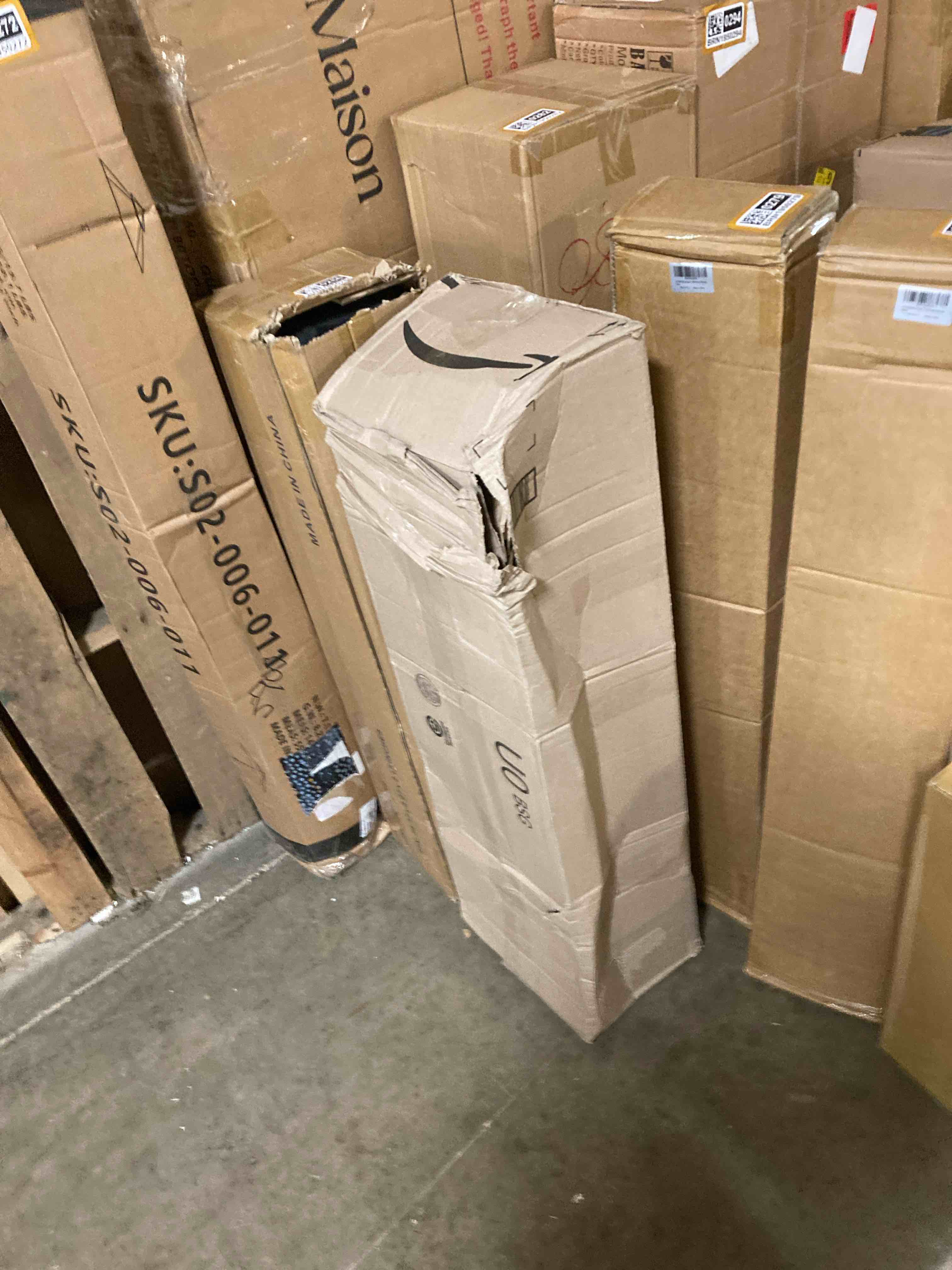 https://s3.amazonaws.com/lotting-images-prod/phillipi/BRN1950267_1746204733203.jpeg