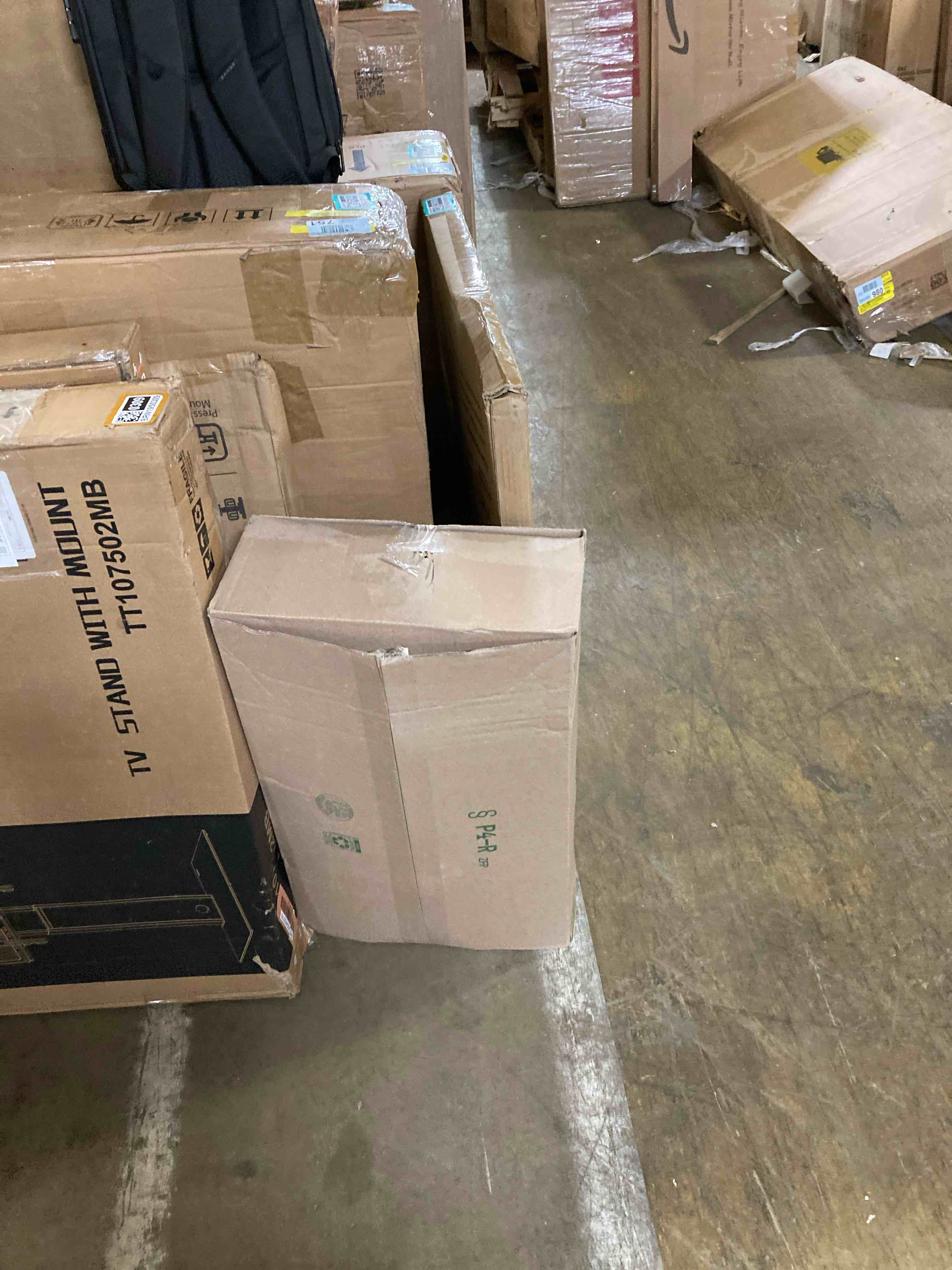 https://s3.amazonaws.com/lotting-images-prod/phillipi/BRN1950307_1746130949382.jpeg