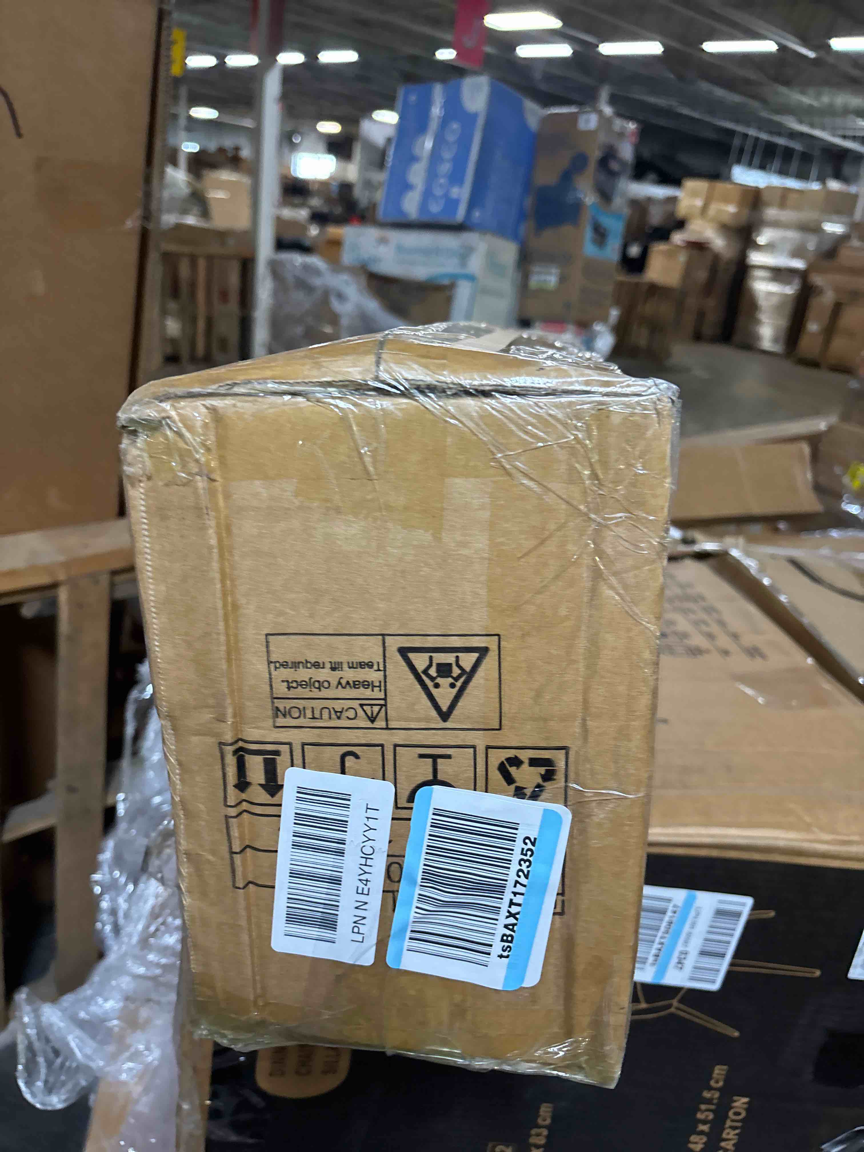 https://s3.amazonaws.com/lotting-images-prod/phillipi/BRN1950567_1747424220600.jpeg