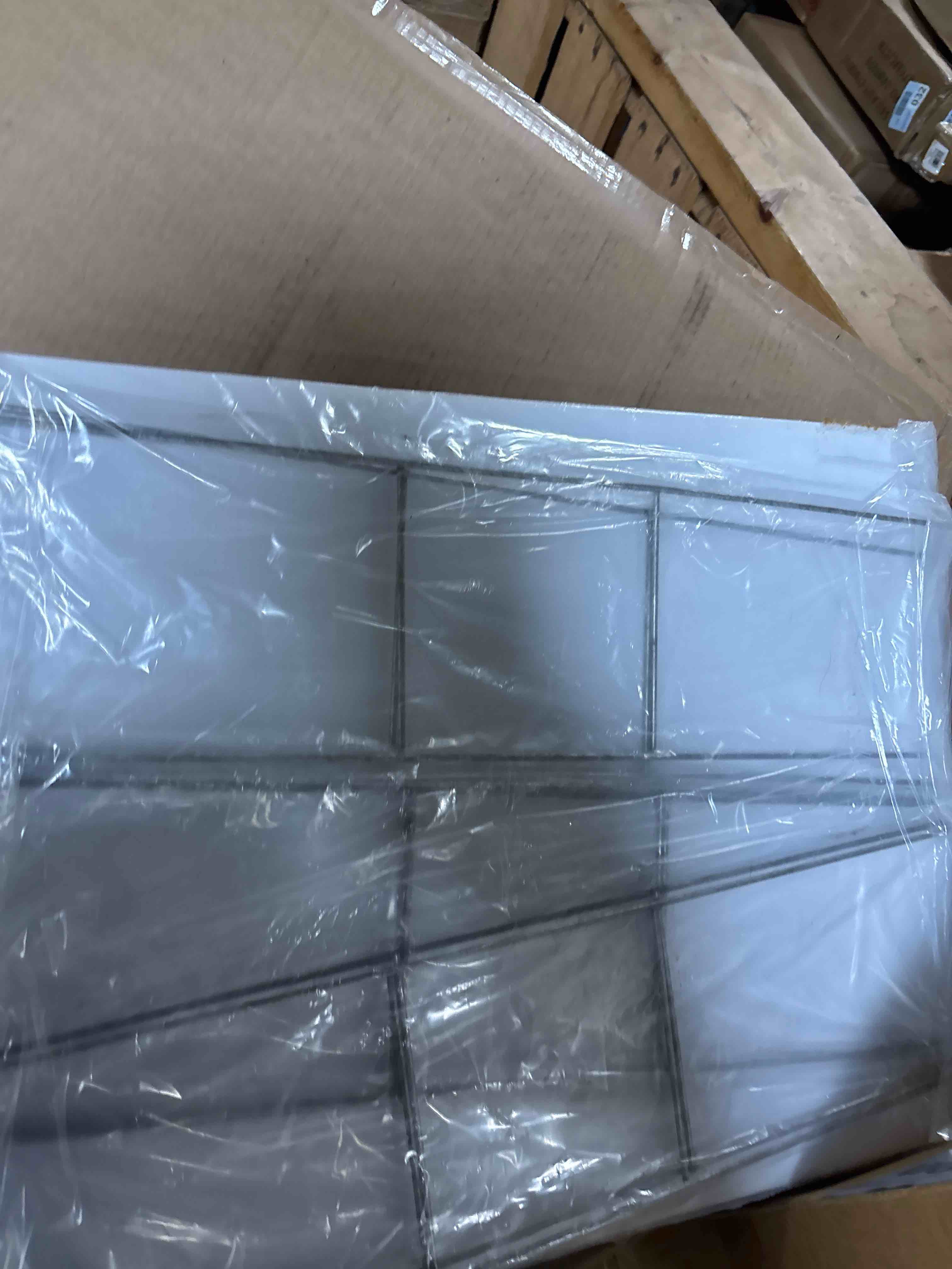 https://s3.amazonaws.com/lotting-images-prod/phillipi/BRN1950593_1747421079676.jpeg