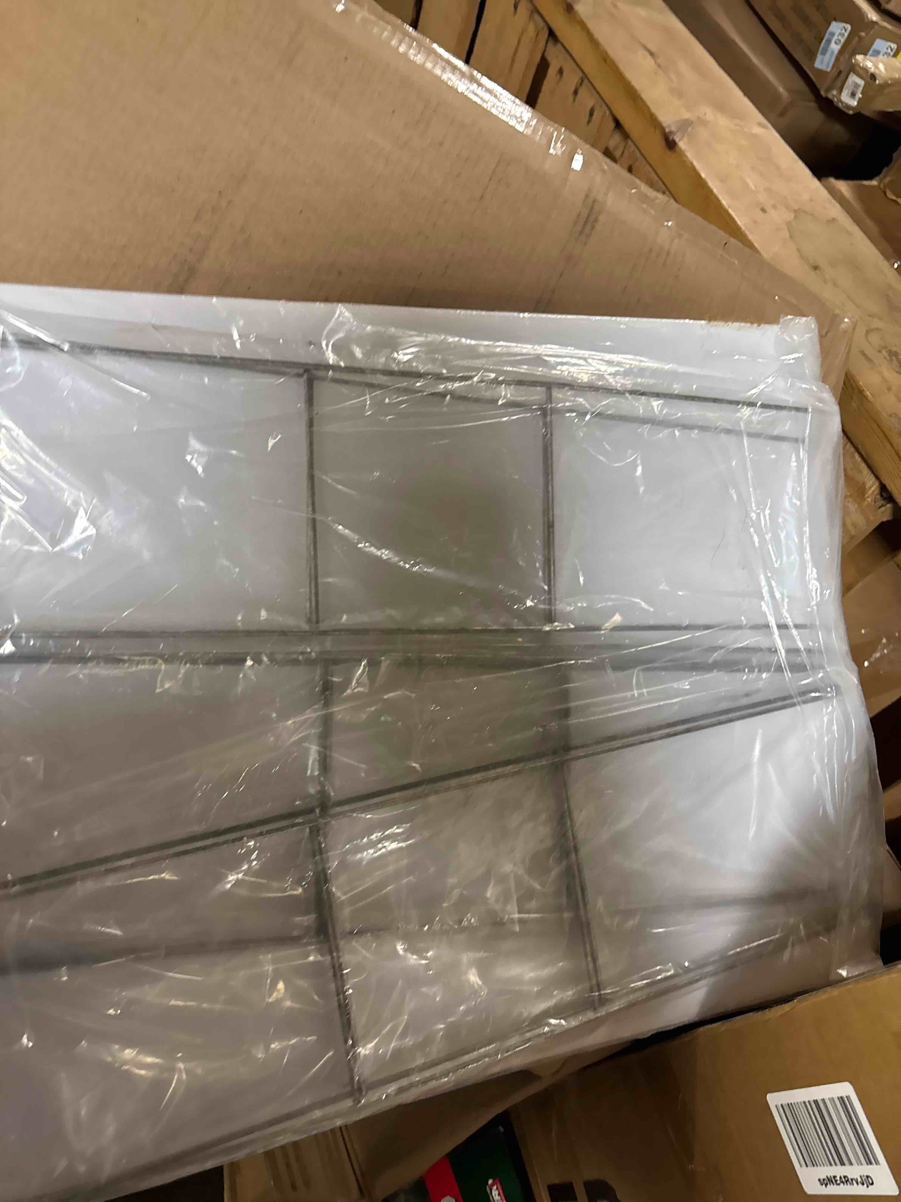https://s3.amazonaws.com/lotting-images-prod/phillipi/BRN1950593_1747421080659.jpeg
