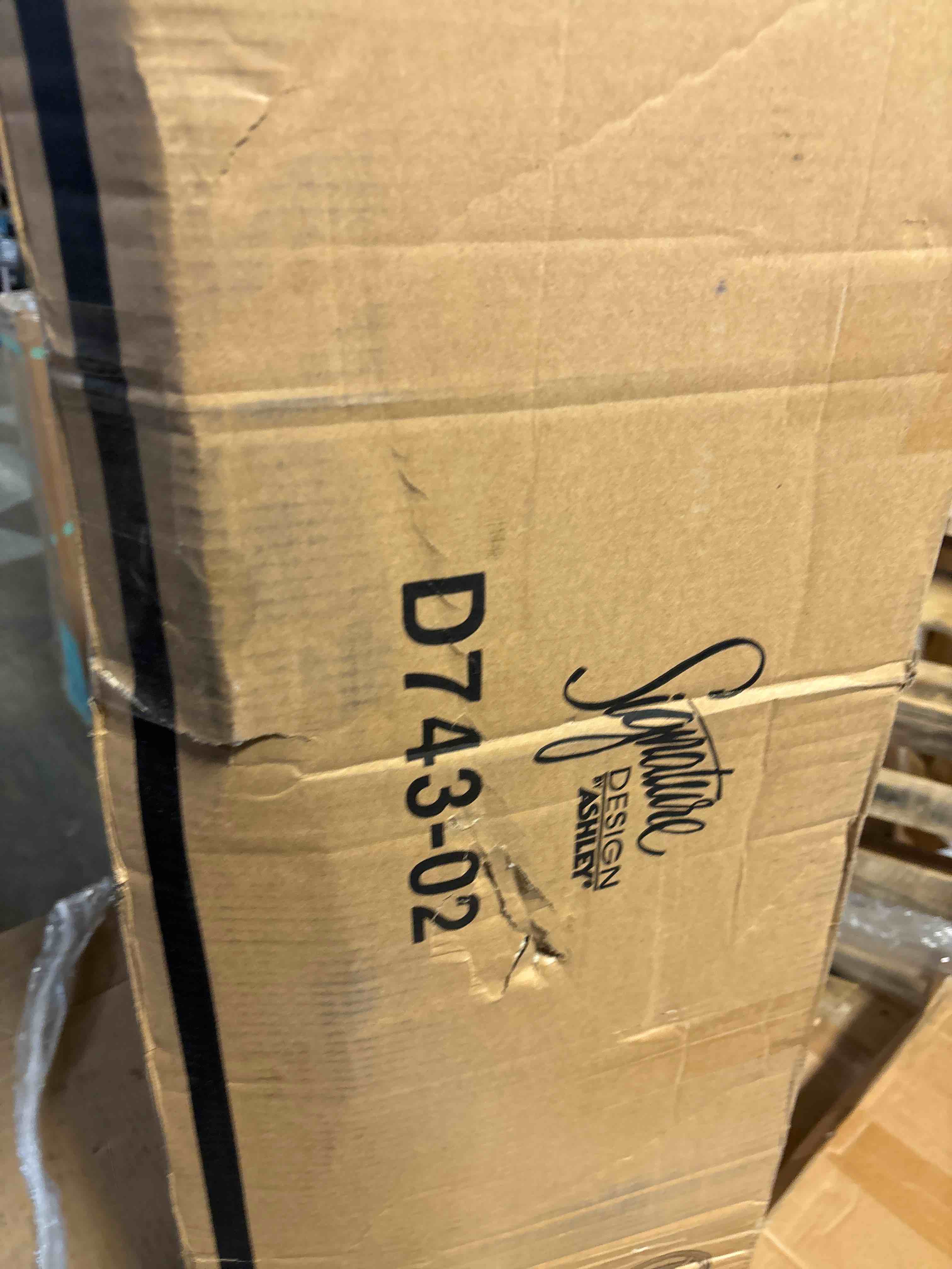 https://s3.amazonaws.com/lotting-images-prod/phillipi/BRN1951059_1742242953162.jpeg